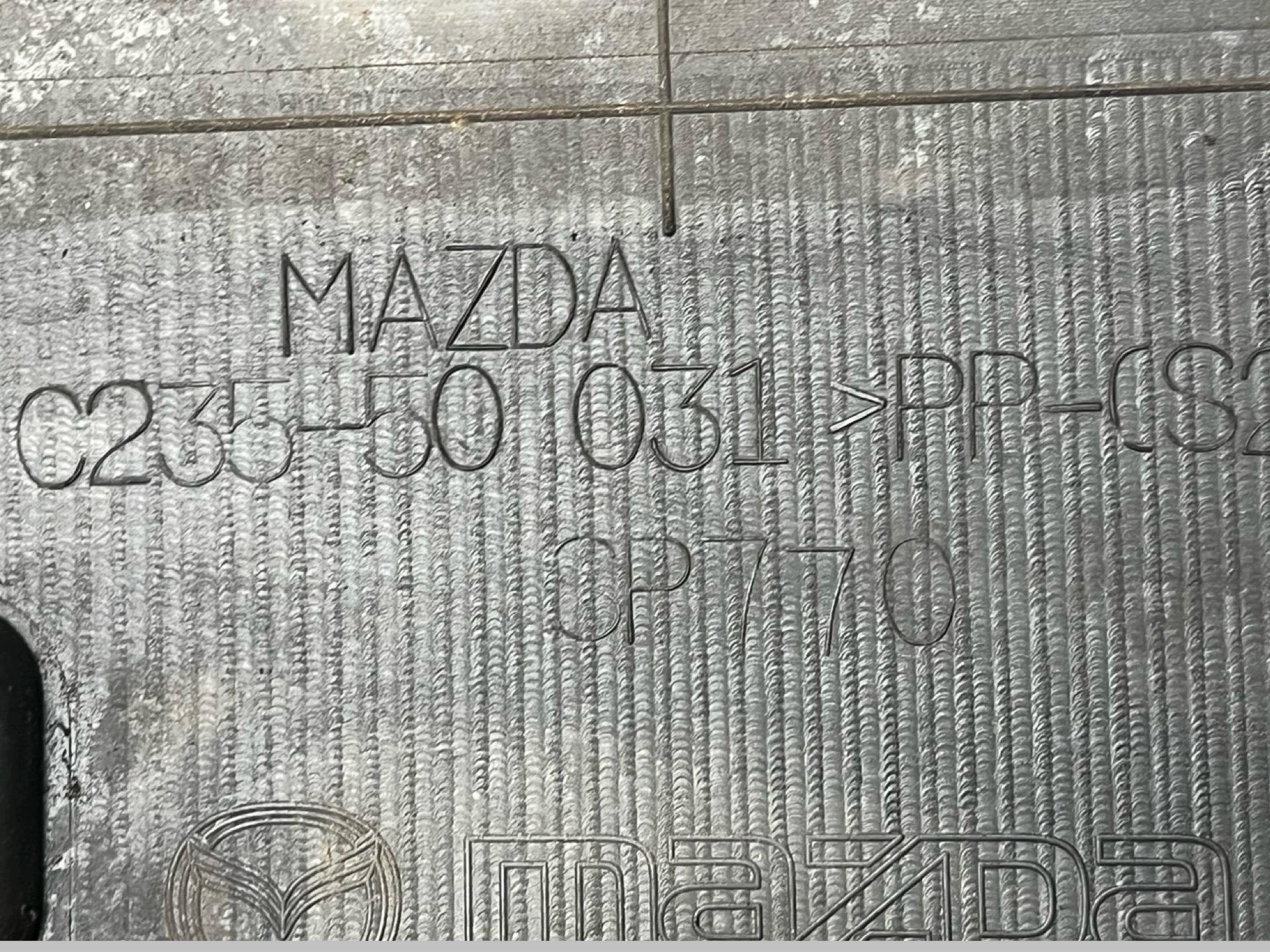 nárazník předek Mazda 5 2007 C235-50031