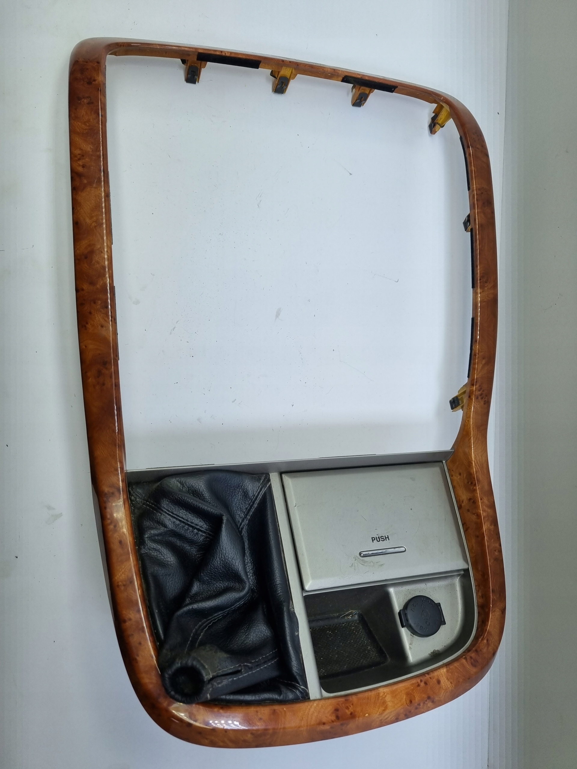 РАМКА РАДИО KIA CARNIVAL И