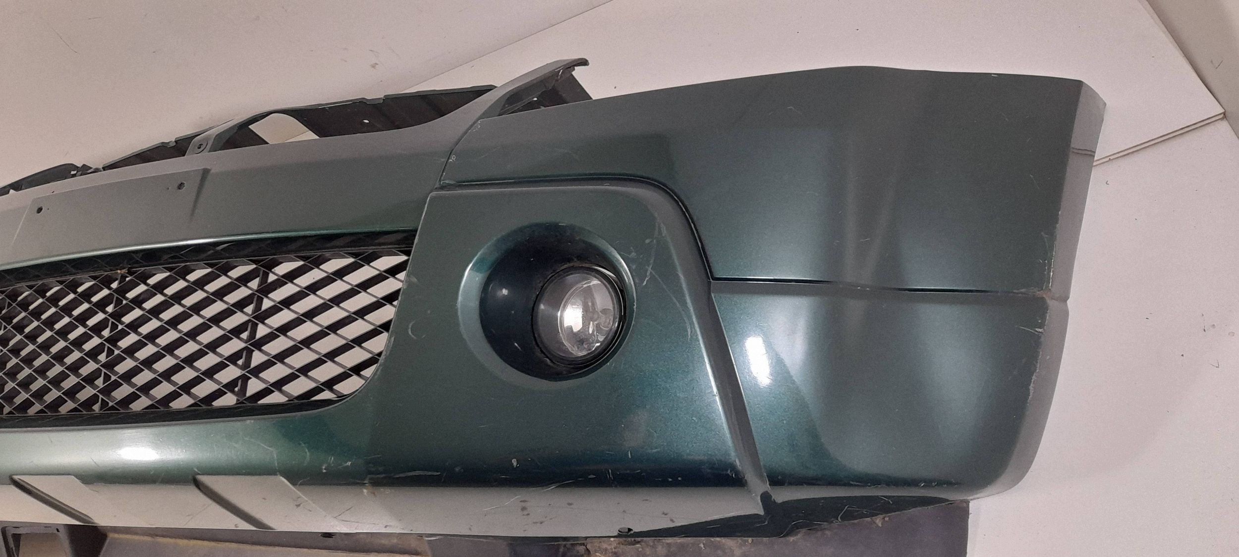 Suzuki Grand Vitara II front bumper 7171165J00 (ZD215)