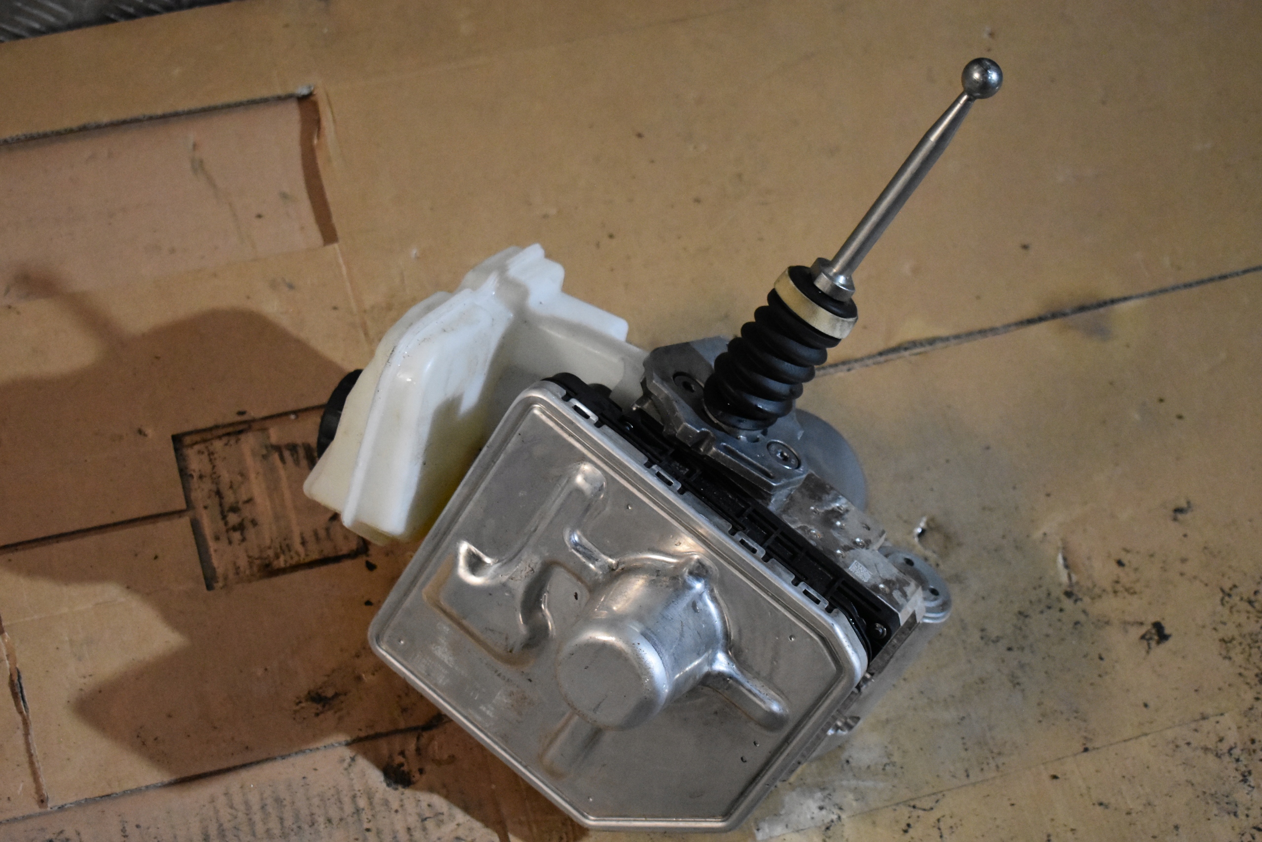 IDEALNE servo Servofreno AUDI E-TRON 1 9