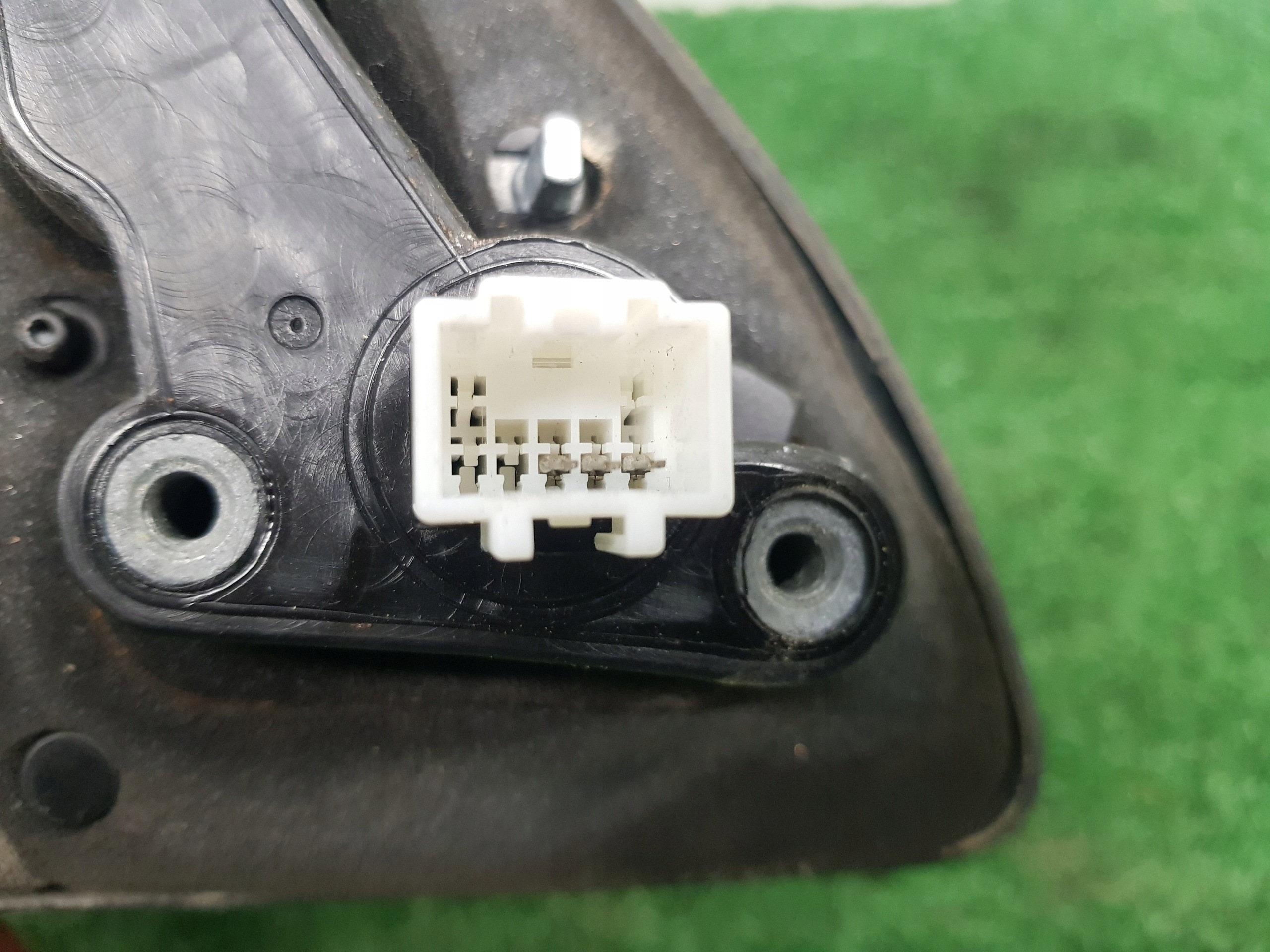 mirror left electrics MITSUBISHI OUTLANDER 3 PIN E4012210