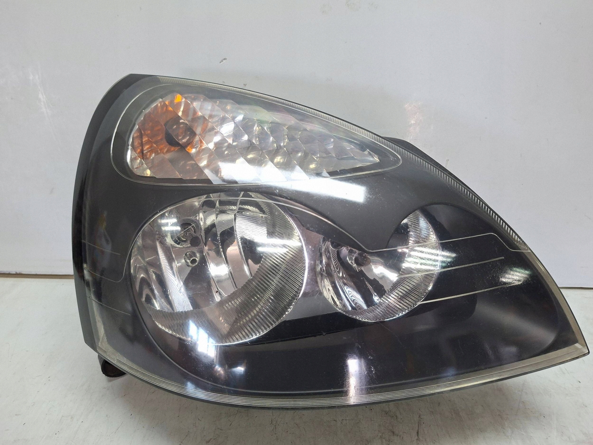 light front right RENAULT CLIO II LIFT 2003