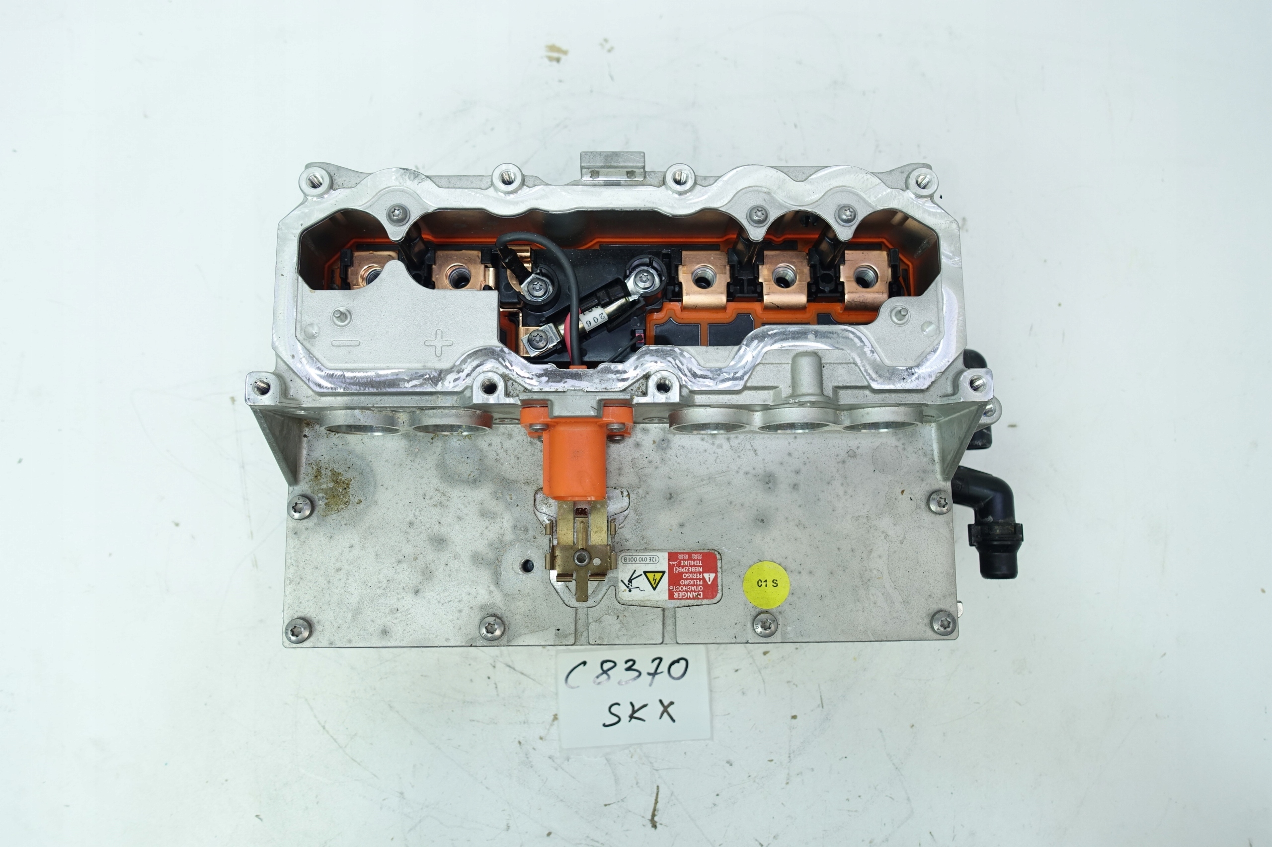 LADOWARKA PRADNICA BATERI VW PASSAT GTE 5WA907070B