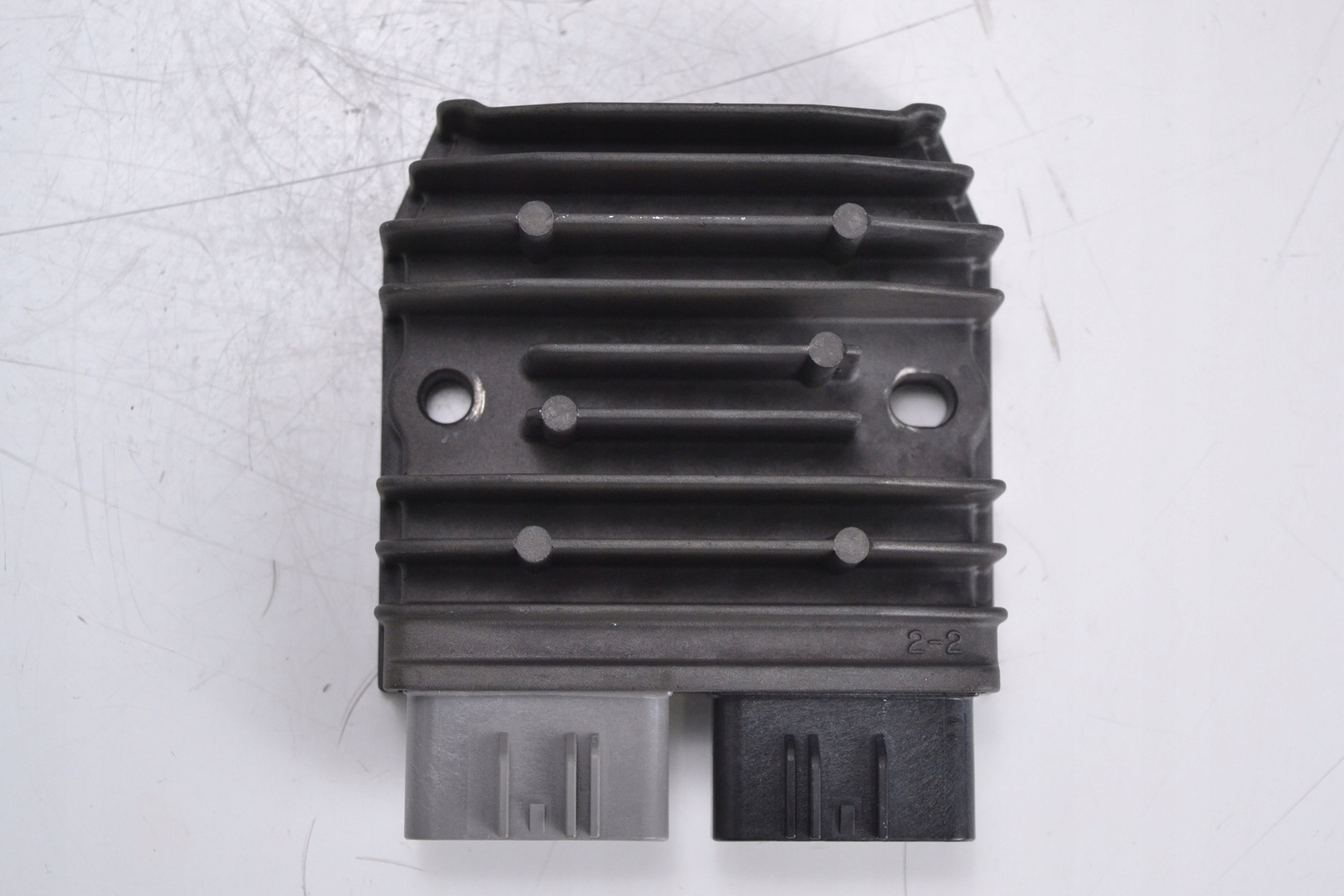 Regulator napięcia YAMAHA YZF R7 22-