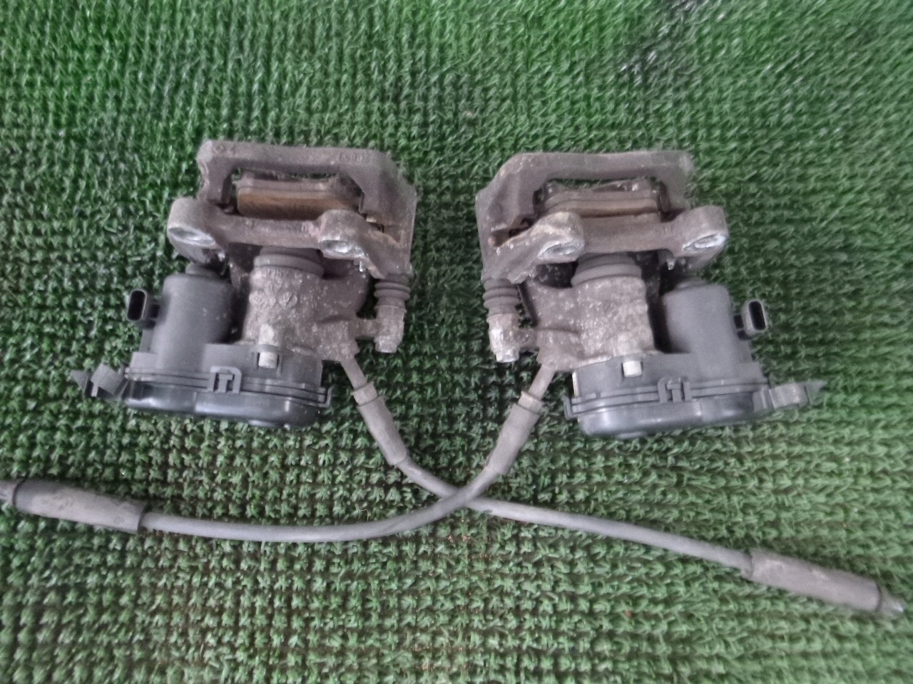 MERCEDES W246 W176 caliper rear right left rear part OE