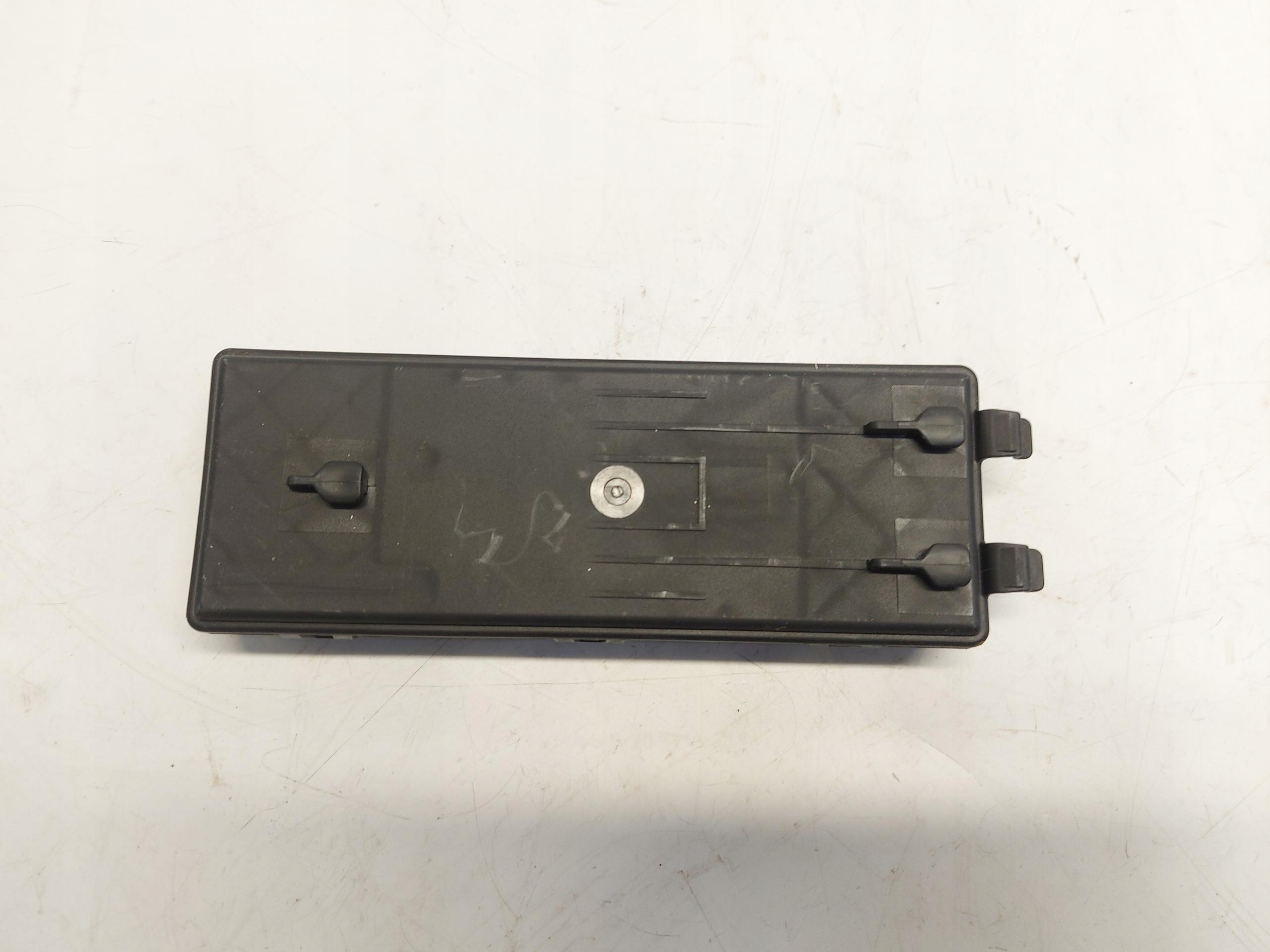 Audi Q8 E-TRON SUV 4KE module control unit bonnet boot 8w8959107d