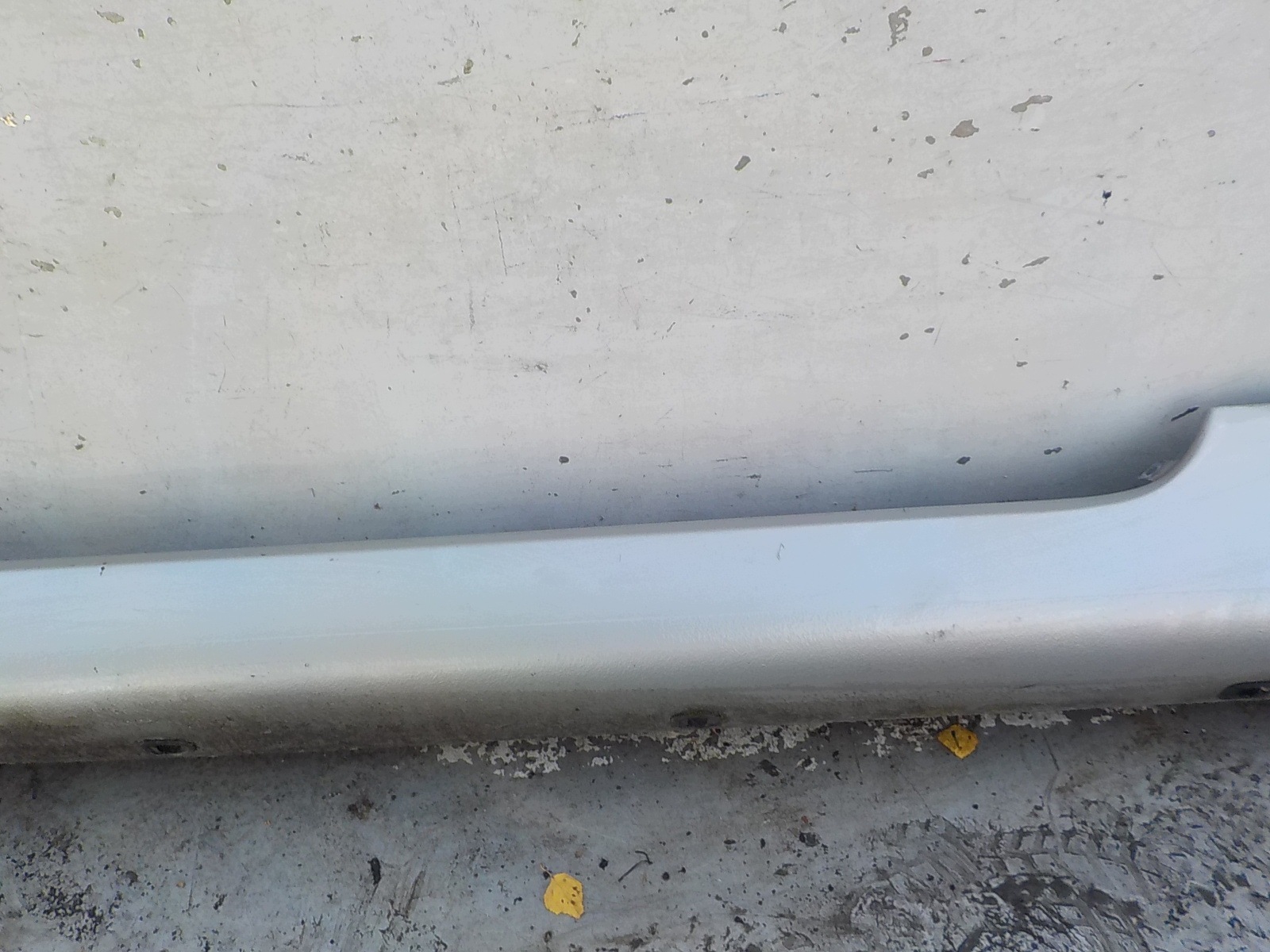 953 AUDI TT and 8N moulding cap threshold left