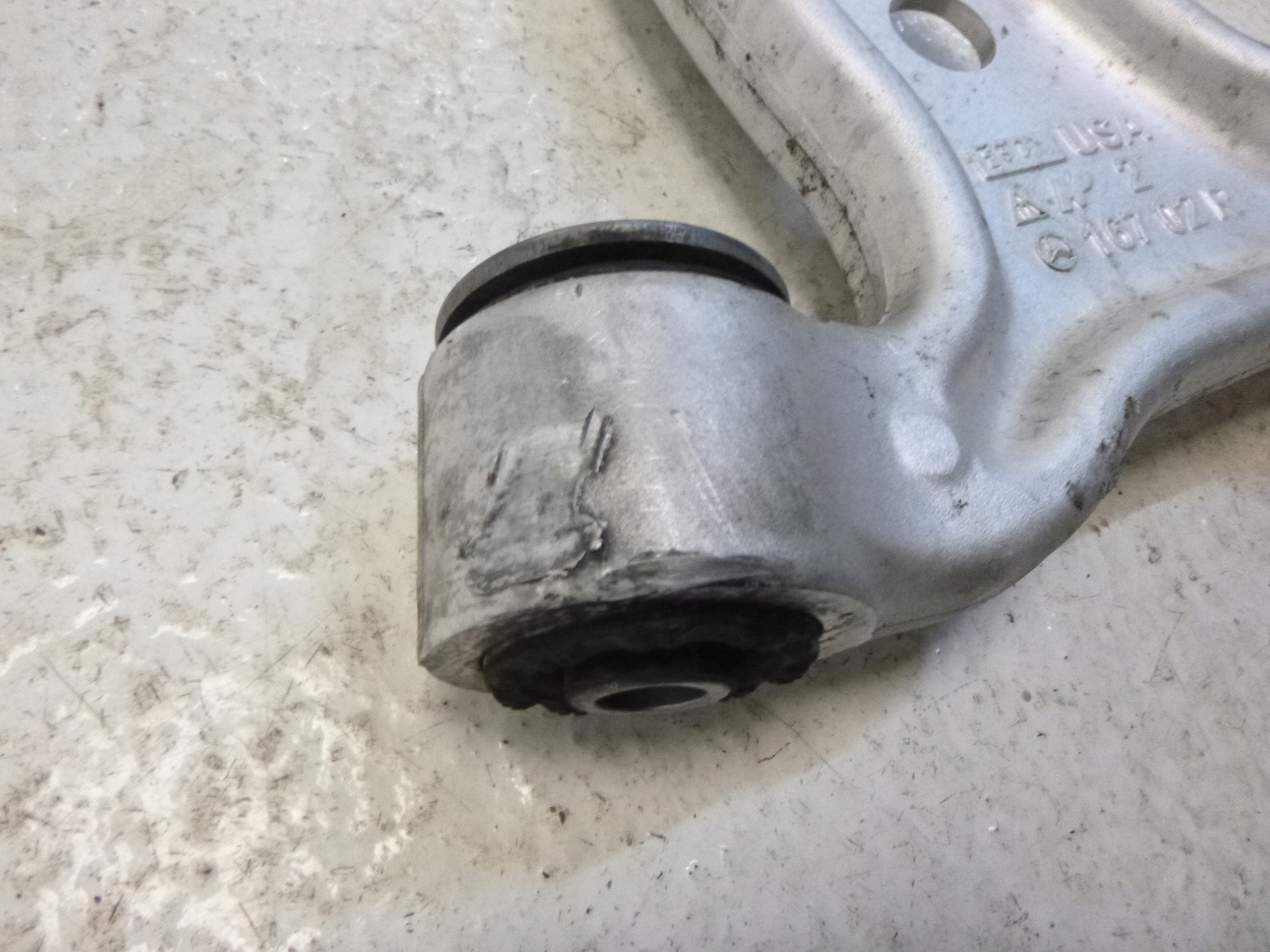 MERCEDES GLE GLS W167 arm right front lower