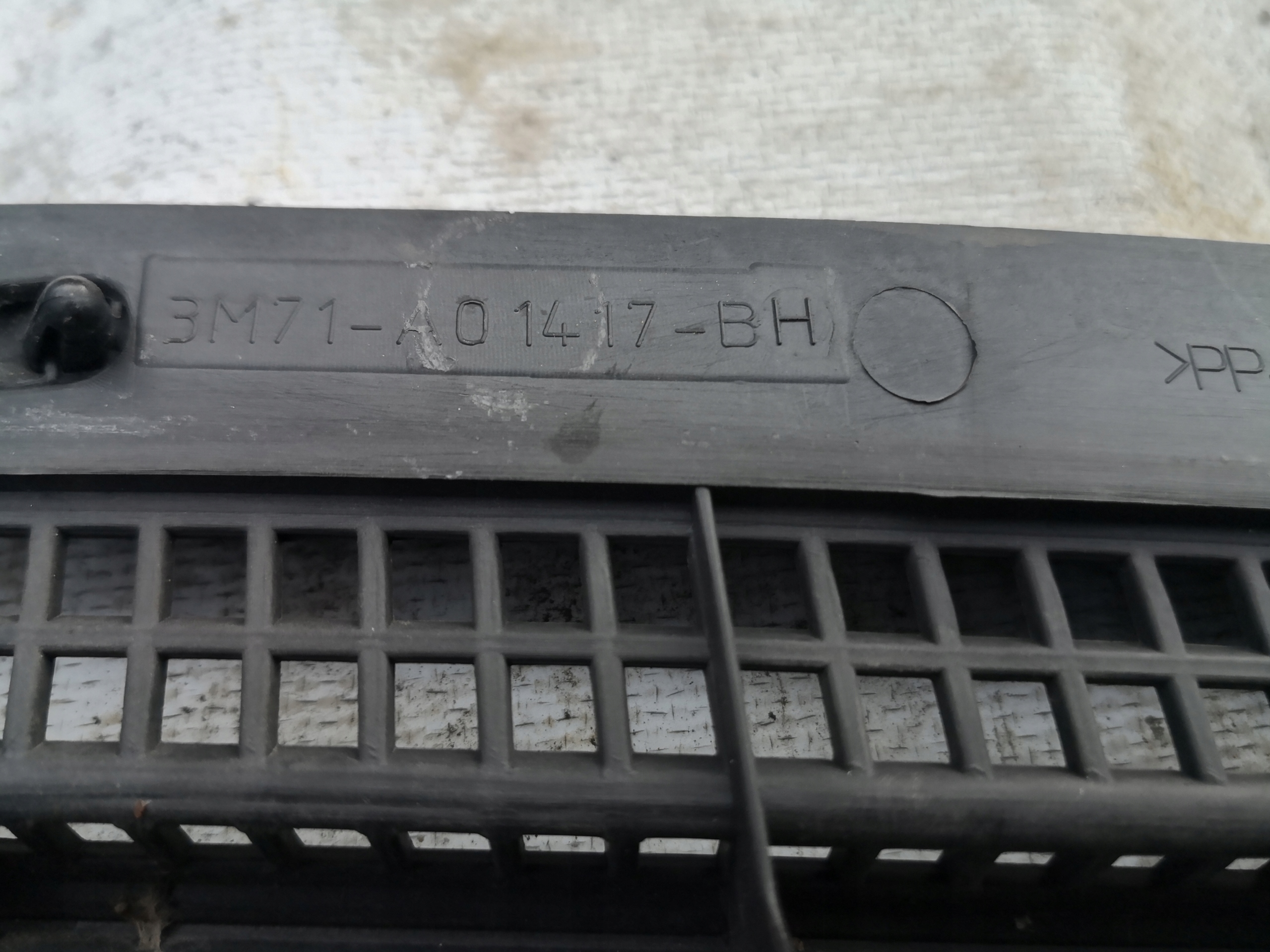 torpedo left MAZDA 2 DY 6M71-A01417-BA
