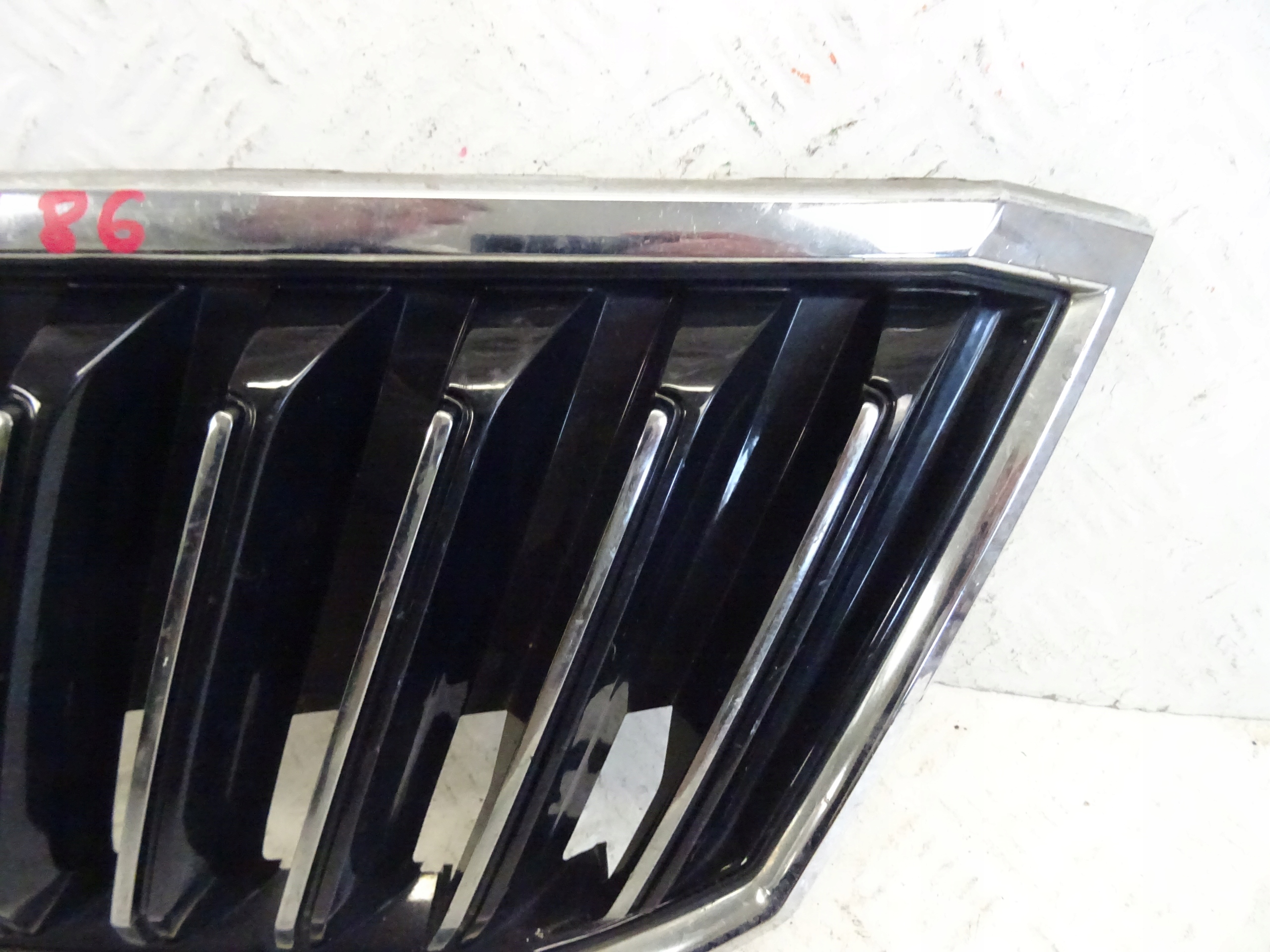 grill grille front front SKODA SUPERB III LIFT 3V0853653B