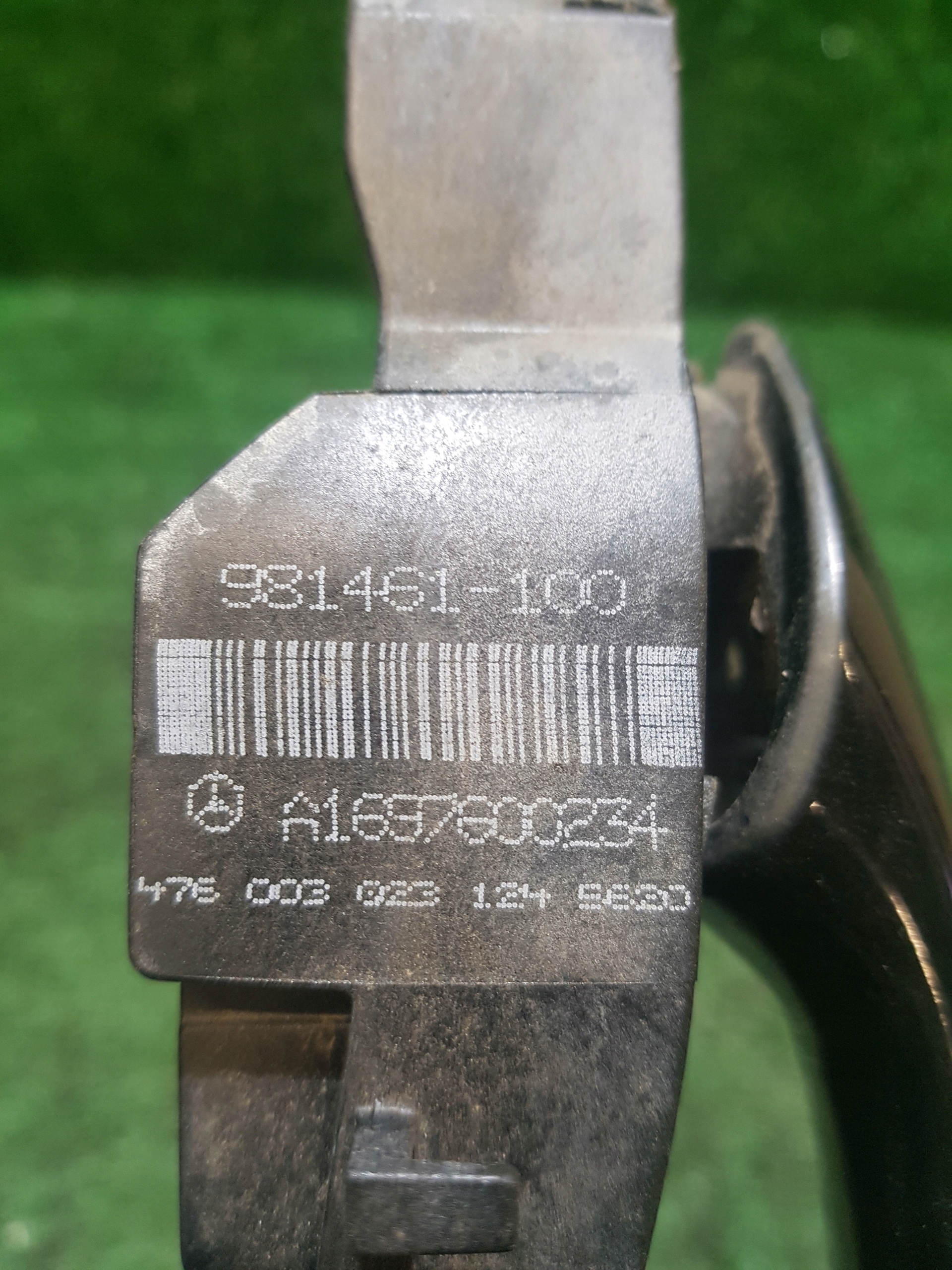handle right front exterior MERCEDES-BENZ A KLASA W 169 A16976000234