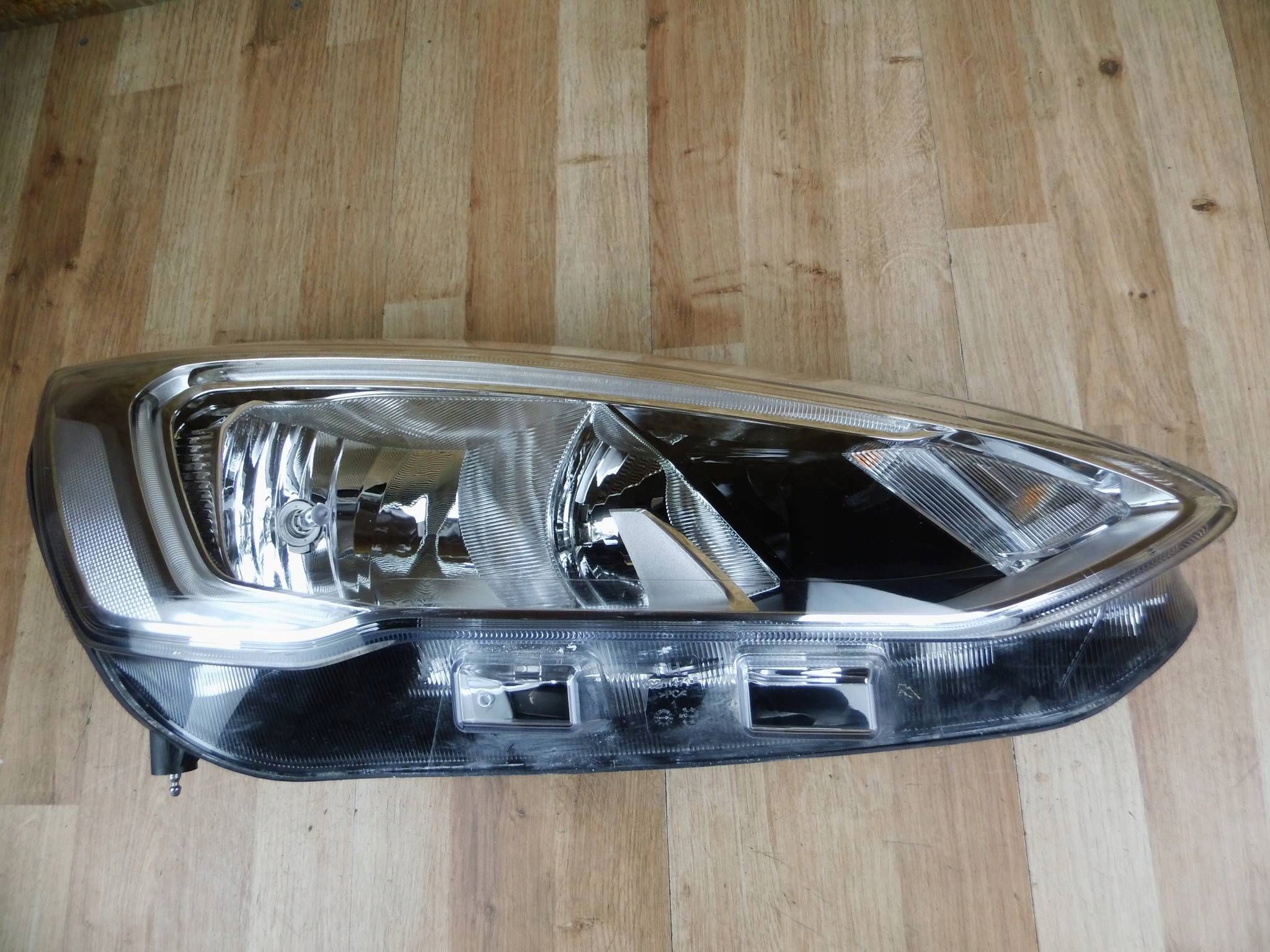 Ford Focus iv 2018-2021 light right front front JX7B-13W029-AE