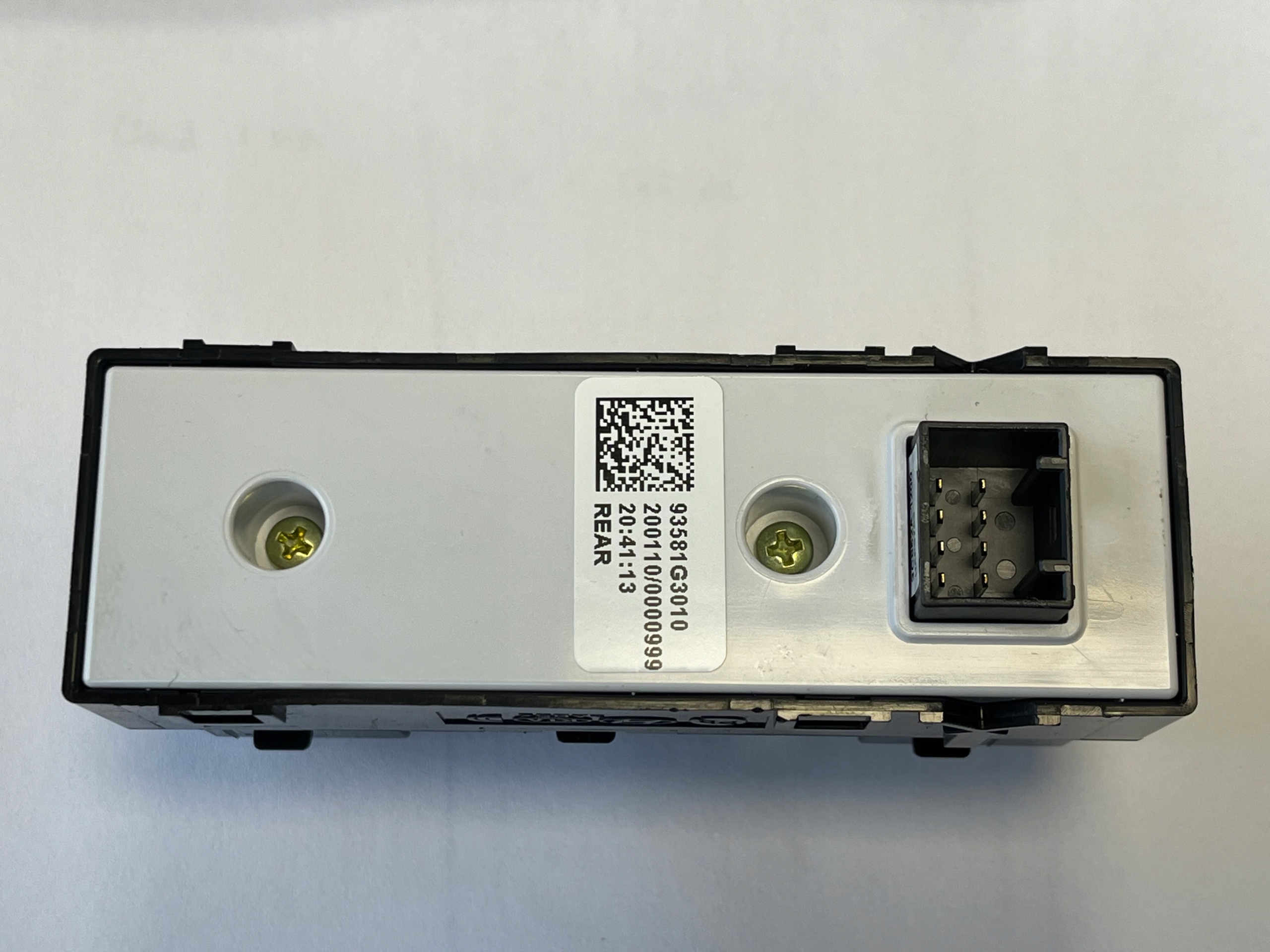 HYUNDAI I30 III PANEL window control switch left right rear part 93581-G3010 2017