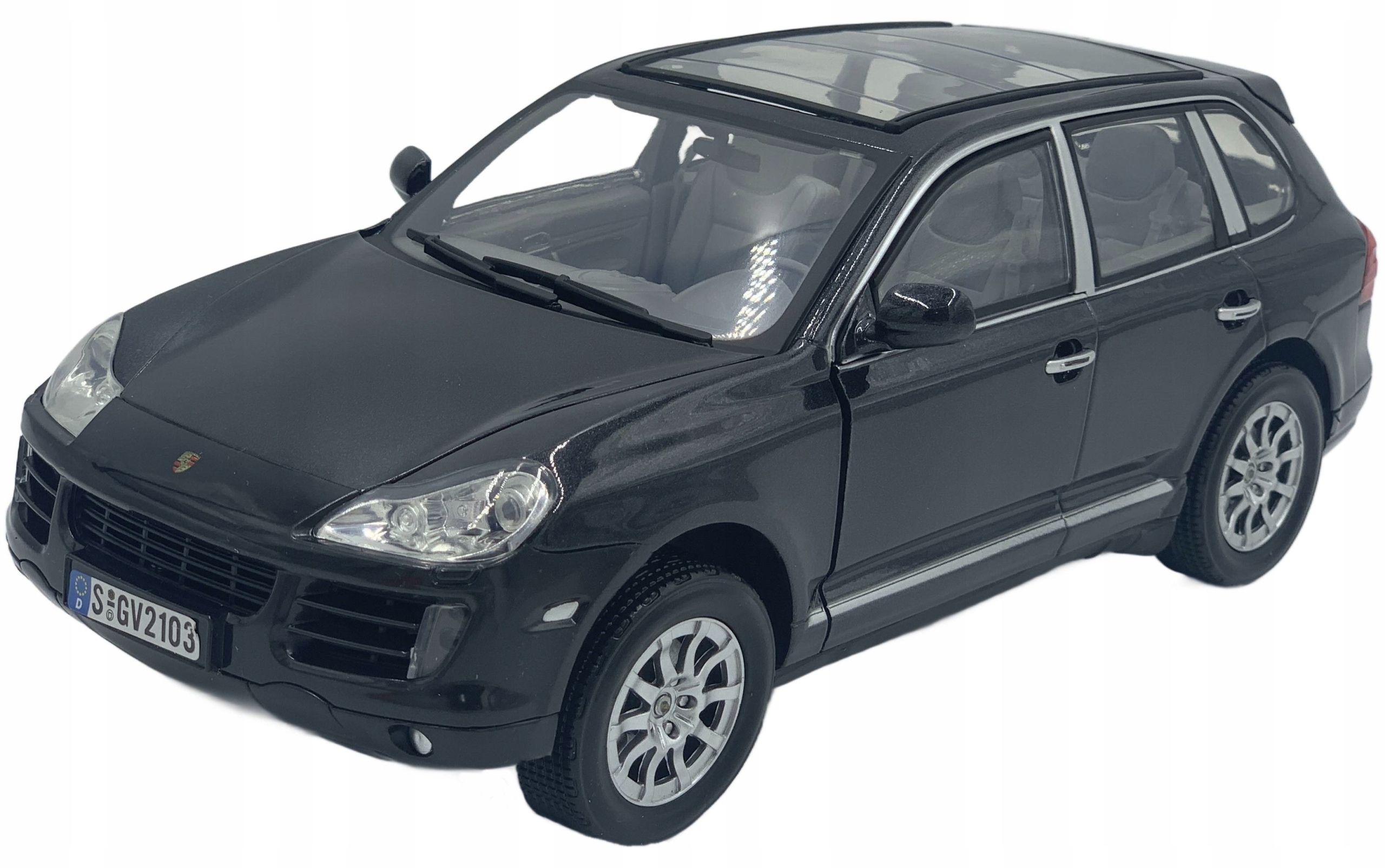 Porsche Cayenne 1:18 model Motormax 73178