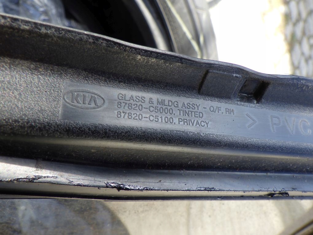 KIA SORENTO III 3 15- window bodywork right rear 87820-C5000