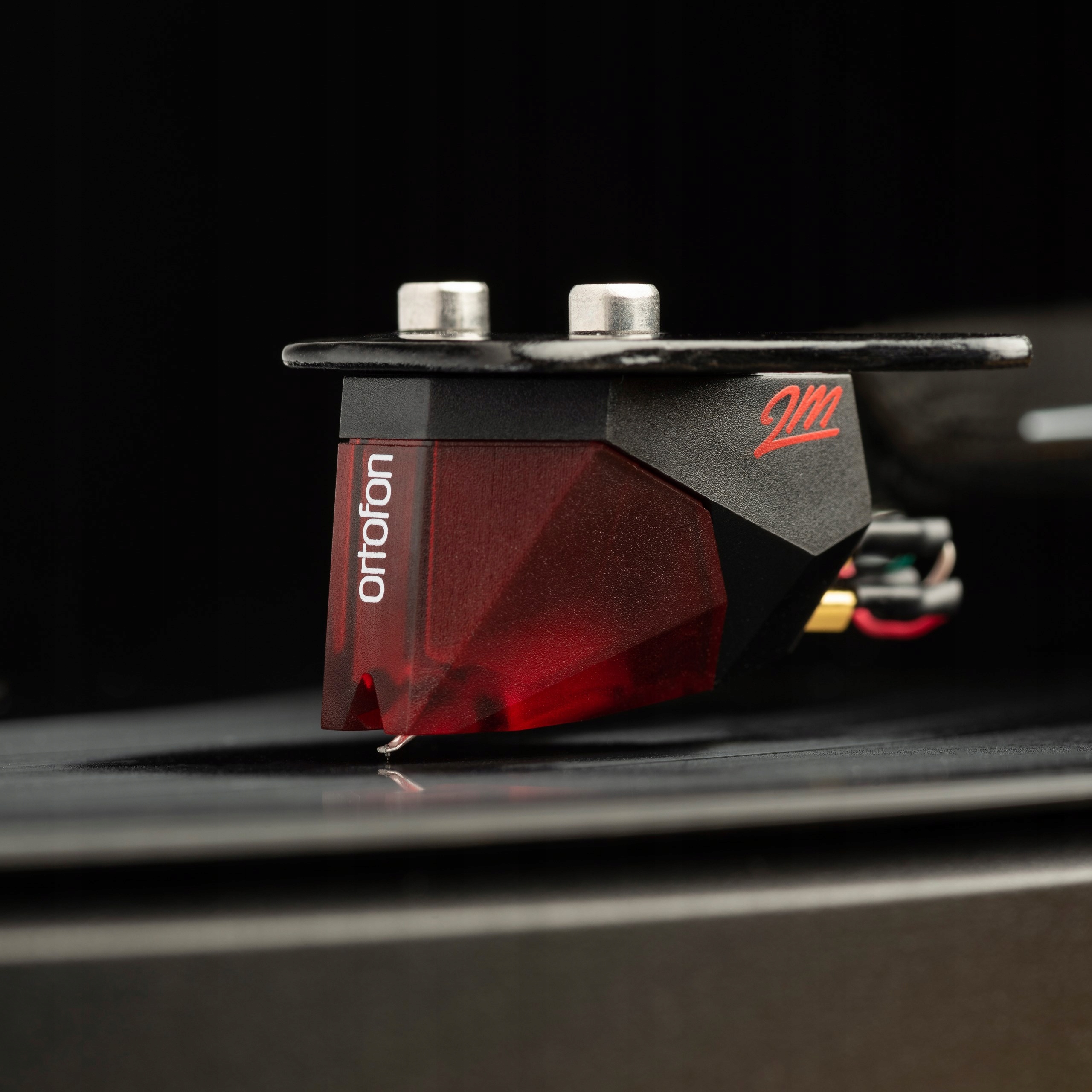 PRO-JECT DEBUT CARBON EVO GRAMOFON MM ORTOFON 2M RED CZERWONY POŁYSK Model Debut Carbon Evo