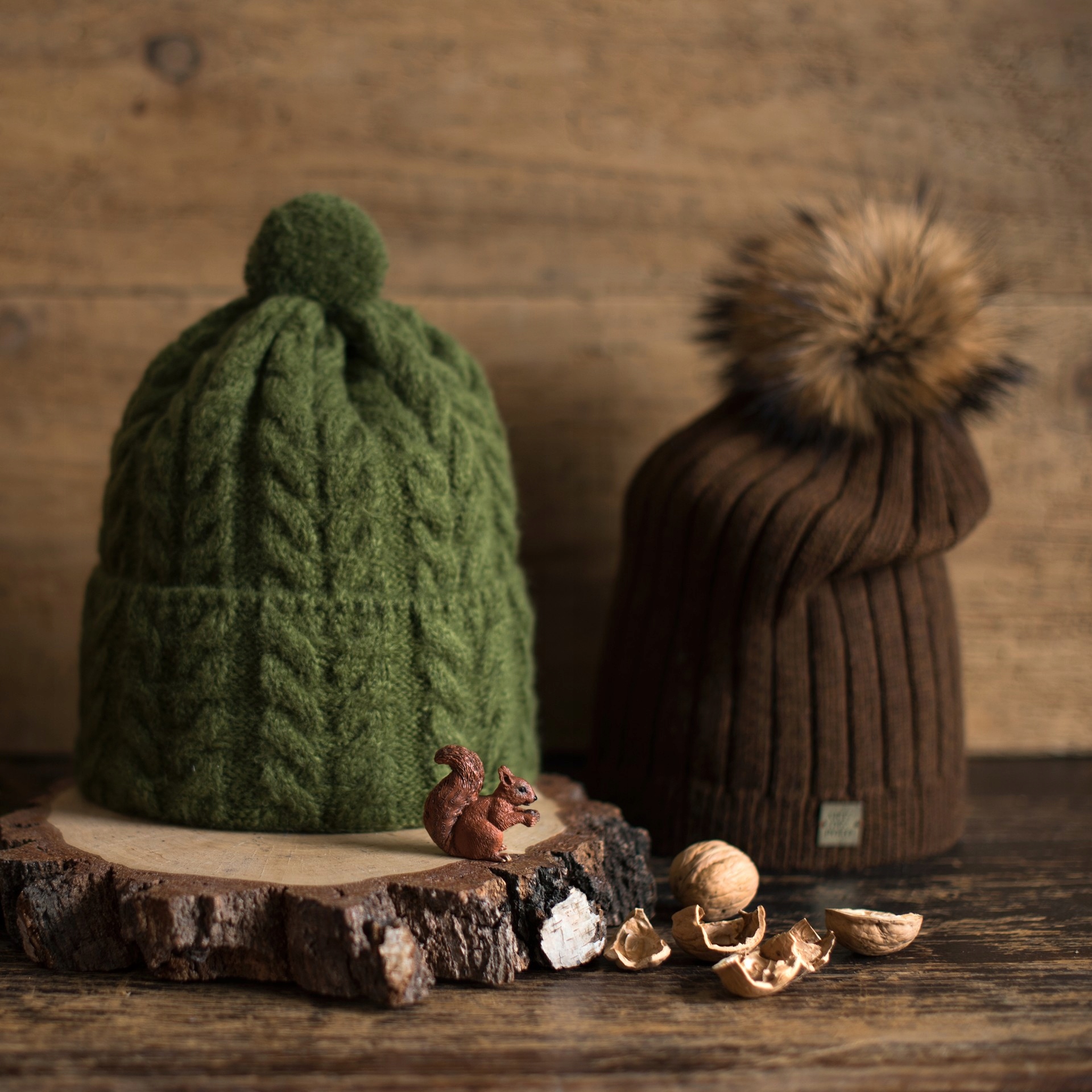 Szaleo POLSKA CZAPKA Mini mini POMPON cz18811-4 Rozmiar uniwersalny