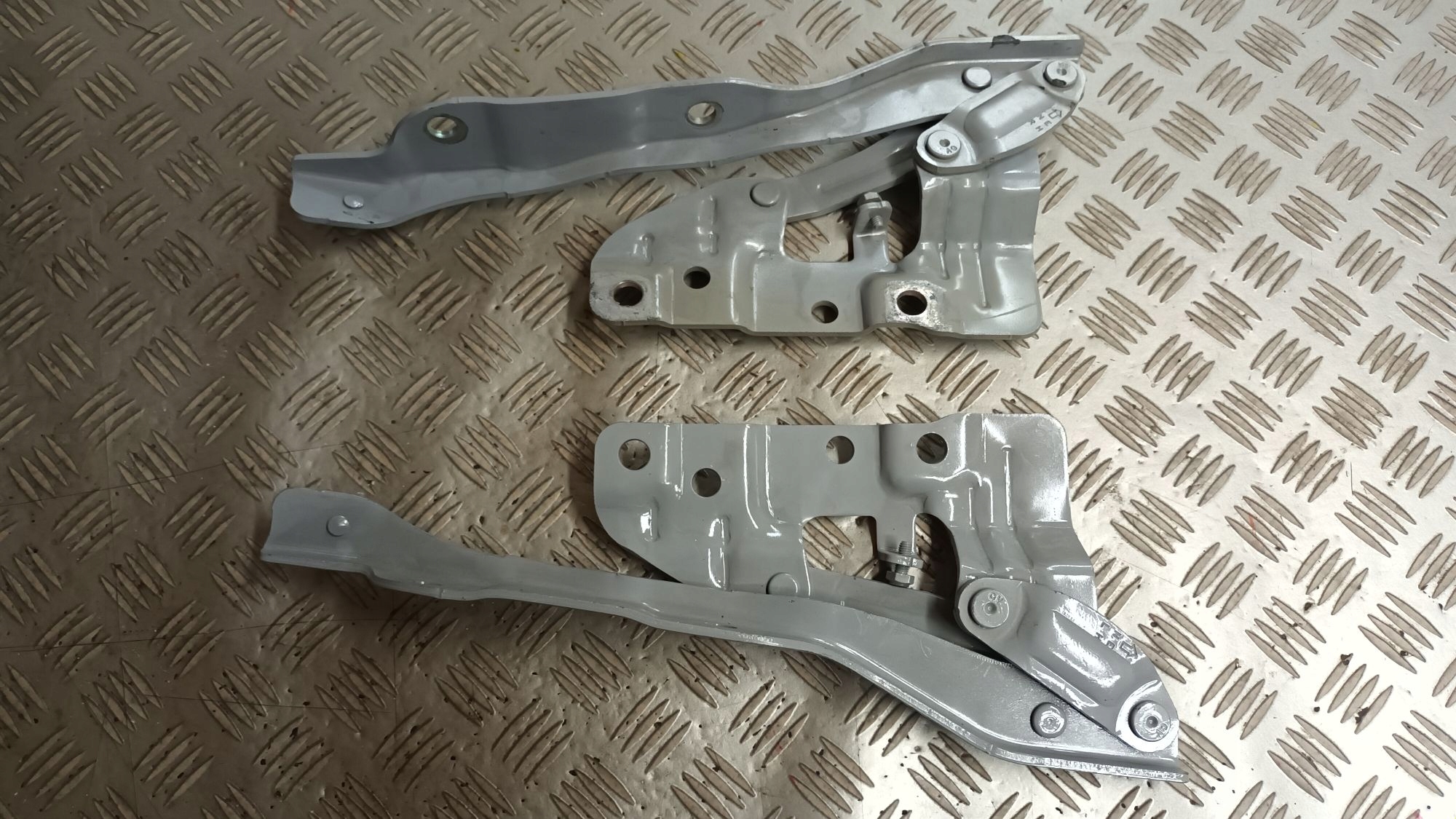 hinge bonnets right or left HYUNDAI IONIQ 5 2021R->