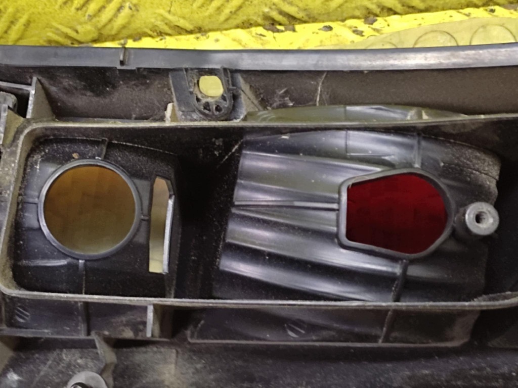 OPEL MERIVA A light left rear part 89398084