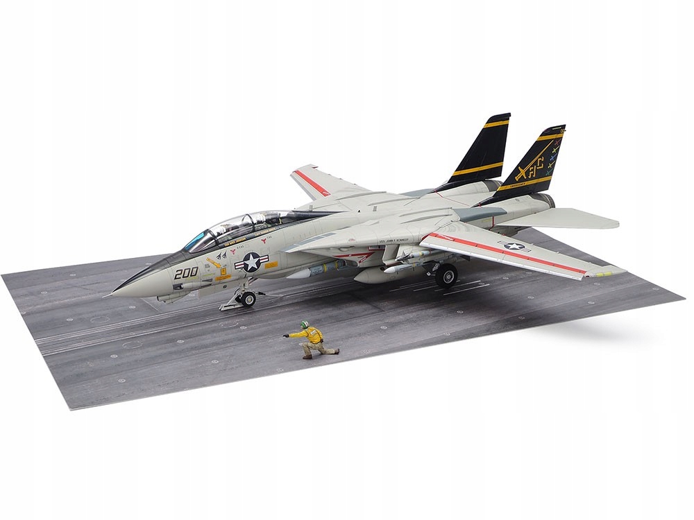 1/48 F-14A Tomcat s katapultem Model Tamiya 61122