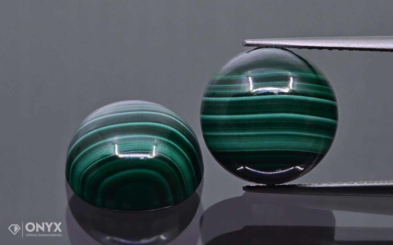 Malachit kabošon Pár kulatý fi 11,8 mm