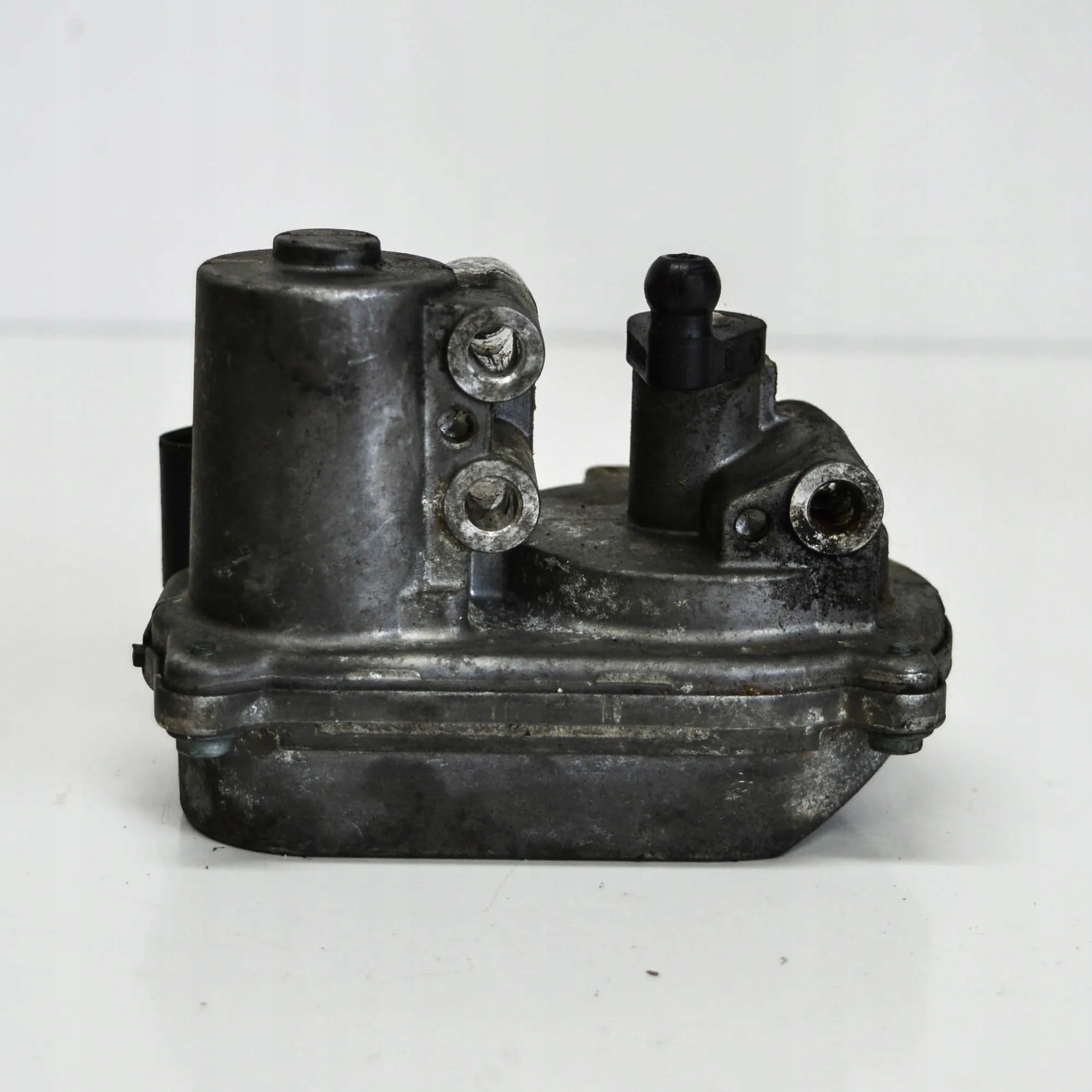 Motor KLAPEK der Ansaugbrücke AUDI A6 AVANT (4F5, C6) 059129086M
