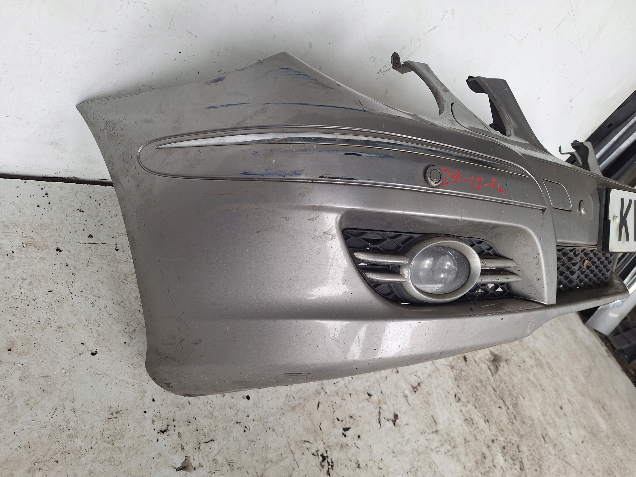 MERCEDES E-KLASA W211 LIFT 06-08 bumper + XENON