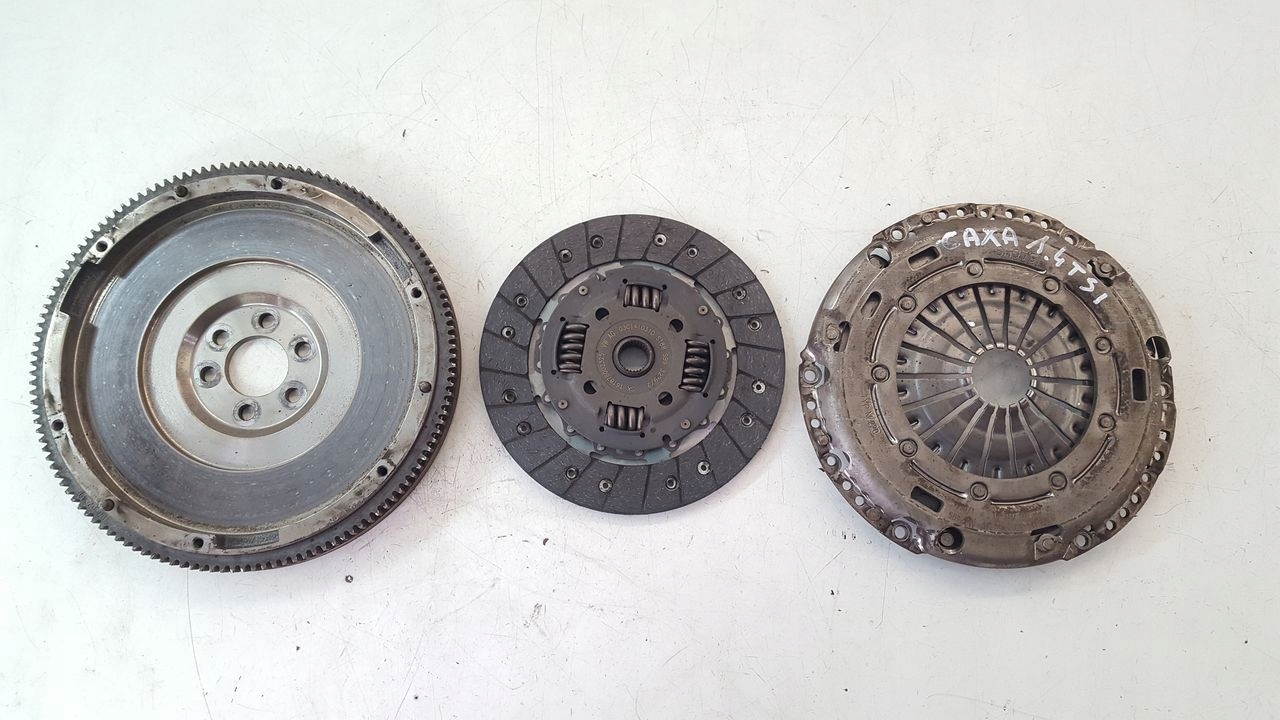 clutch komplet VW Golf 6 VI 1,4 TSI CAXA