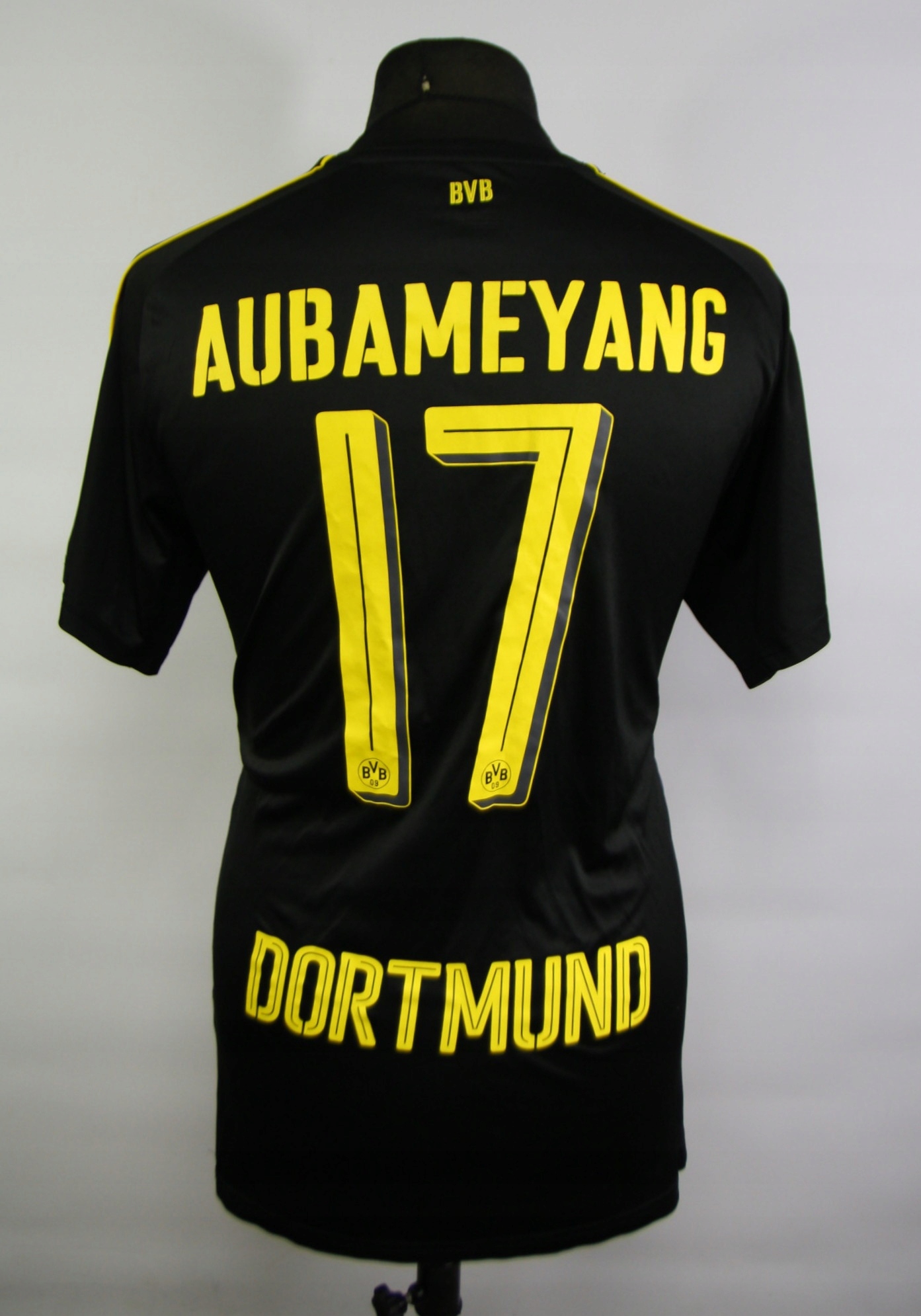 Puma Borussia Dortmund 2016/2017 wyjazdowa koszulka piłkarska Aubameyang 17 Rozmiar L