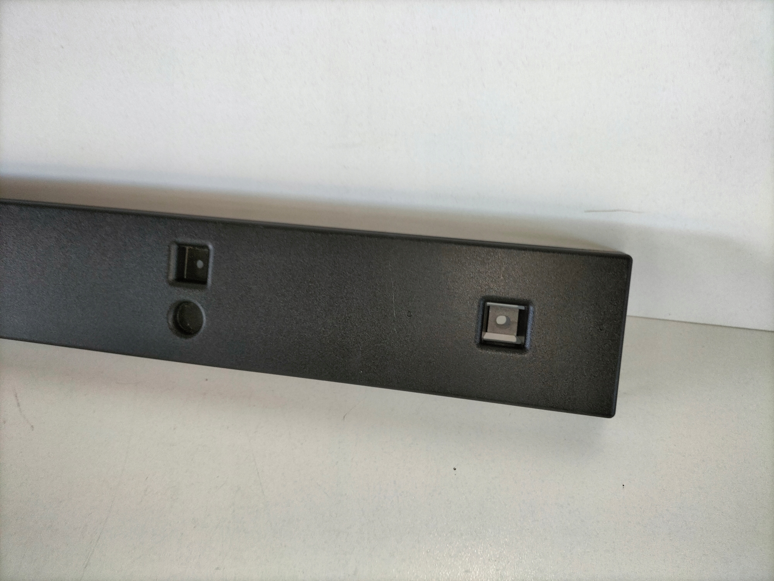 pad below tablice front HYUNDAI I30 III 17