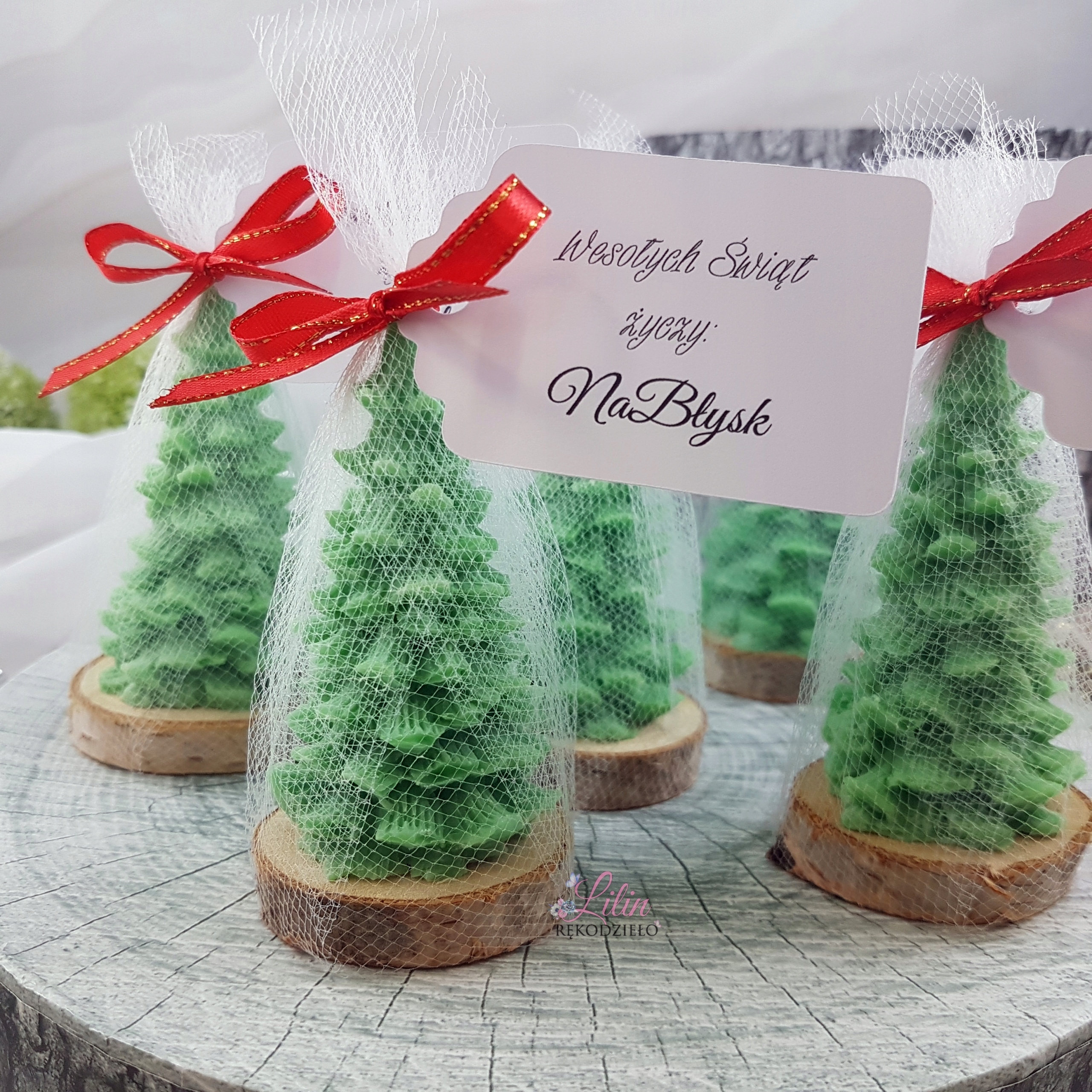 Świąteczne choinki, upominki świąteczne Wysokość produktu 8 cm