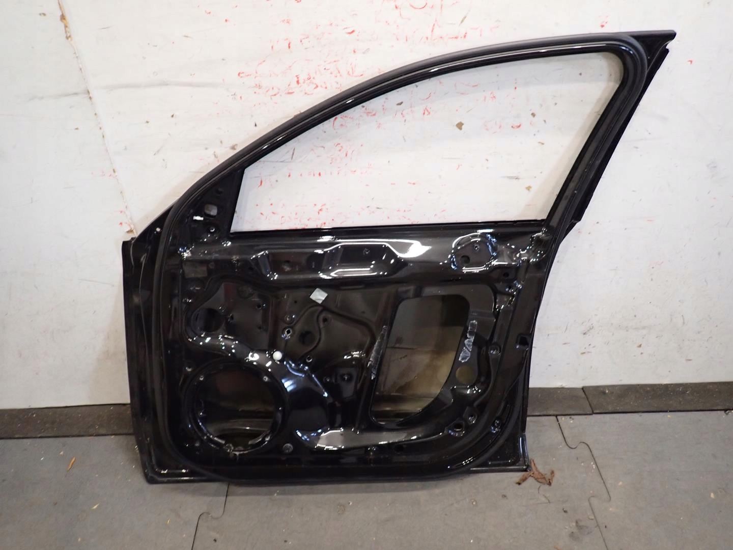 door front front right AUDI A4 B8 2008-2015 8K
