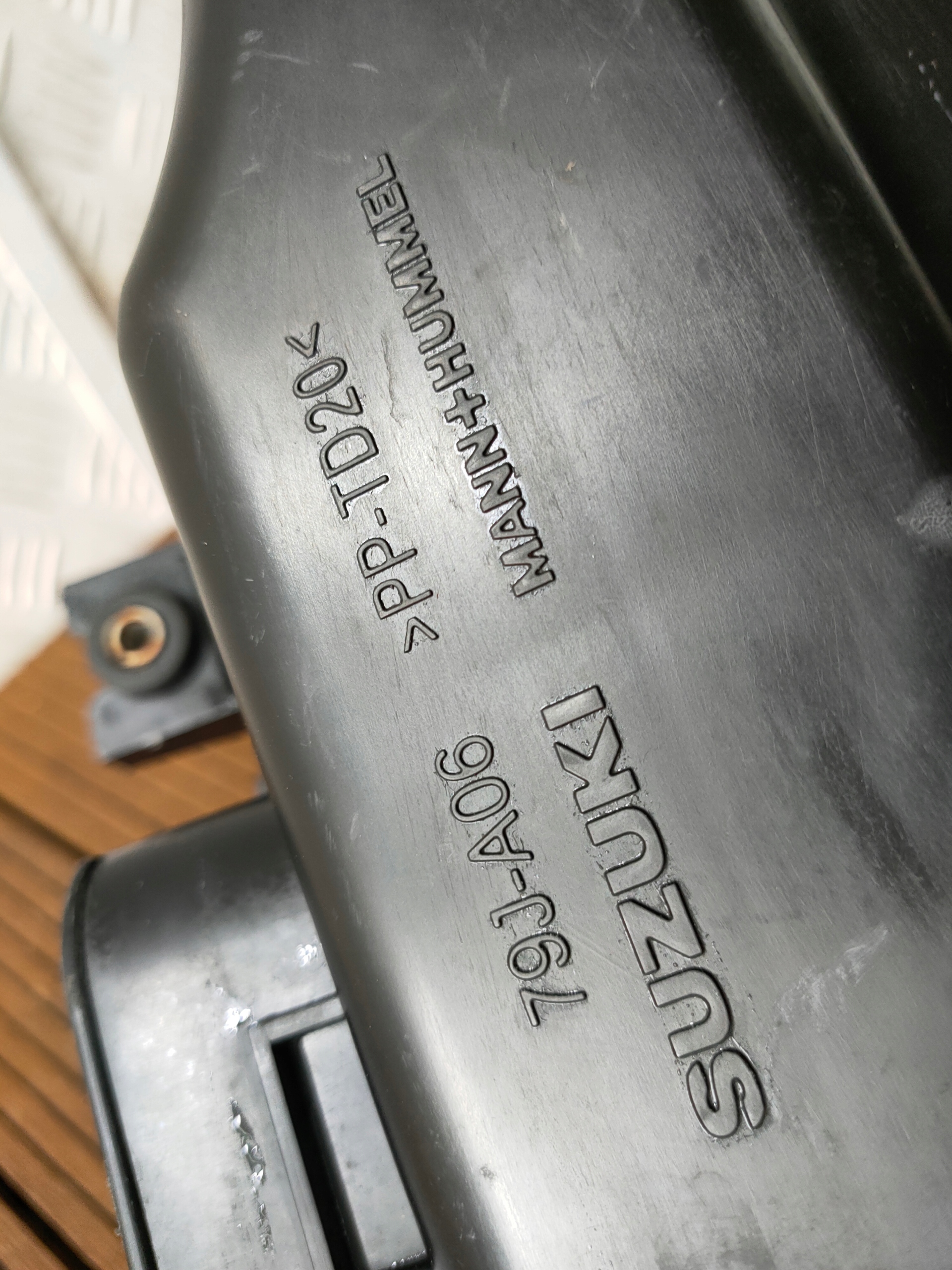 SUZUKI SX4 SX-4 06-13 2.0 DDIS Gehäuse filter luft 79J-A06 OE