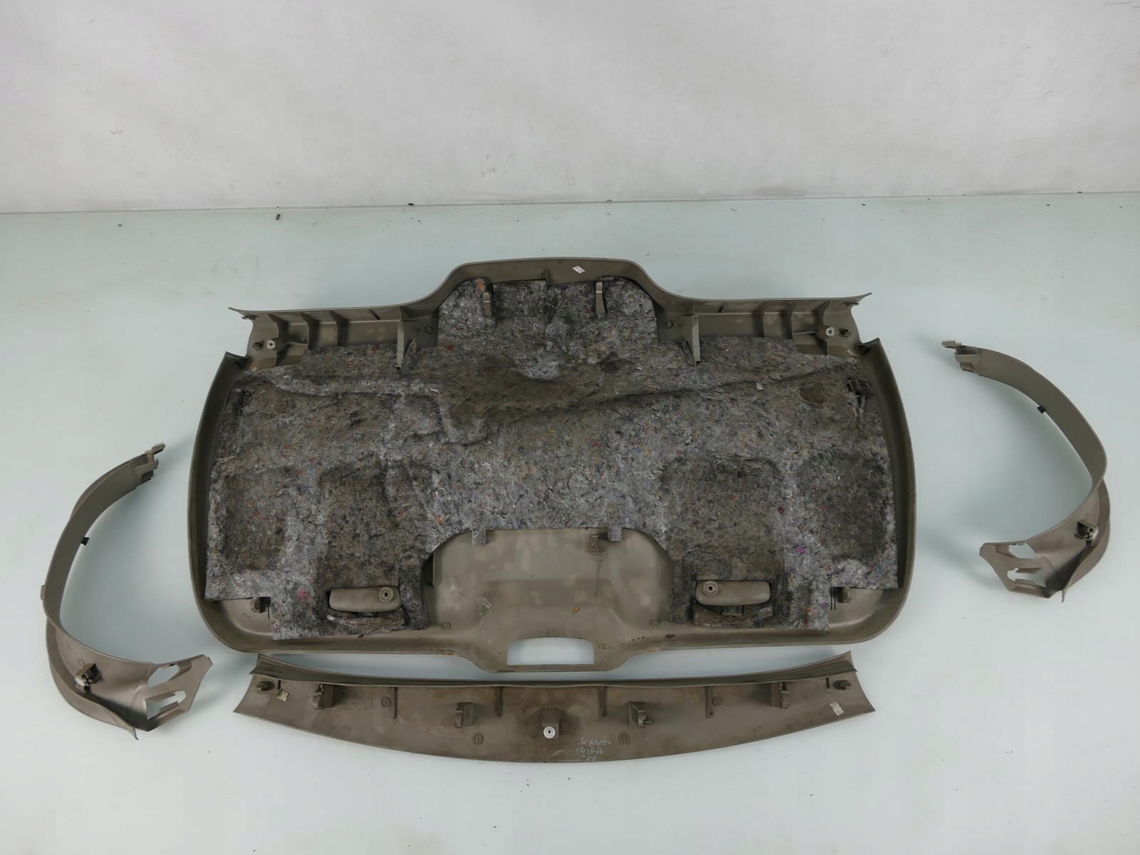 RENAULT SCENIC II OBUDOWA KLAPY BAGAZNIKA OSLONA Catalog number for substitute 8200084296