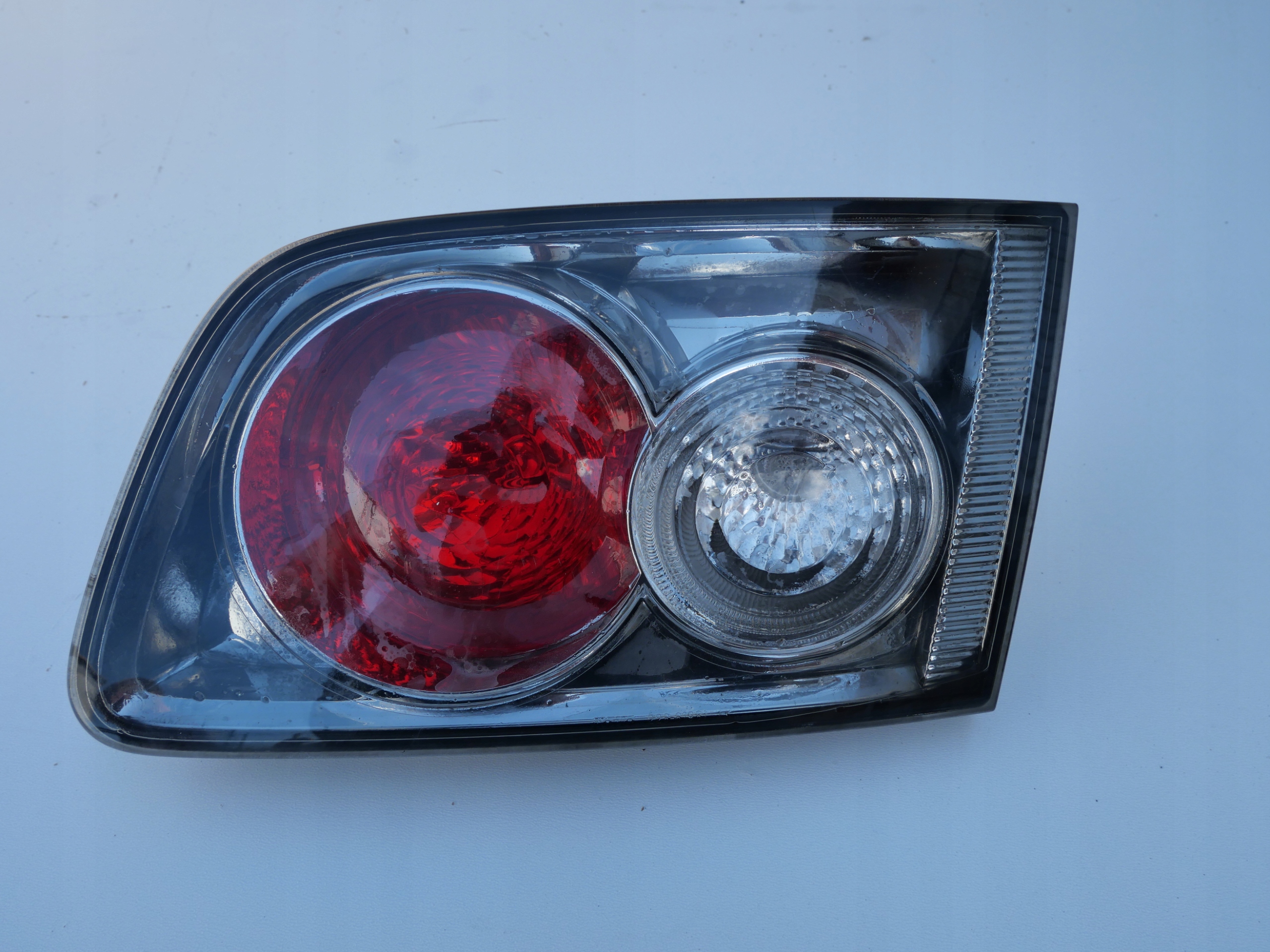light right rear W tailgate MAZDA 6 and 226-61974