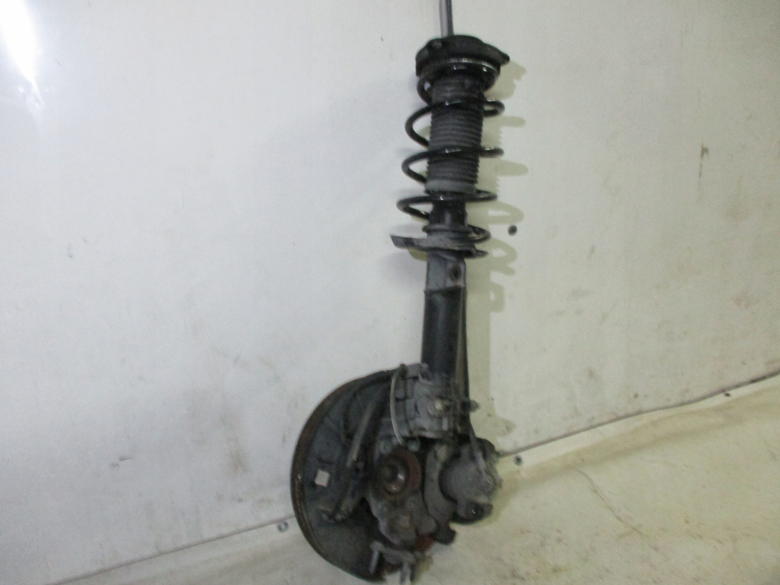 shock absorber swing left front Audi Q3 lift 5N0413031AT