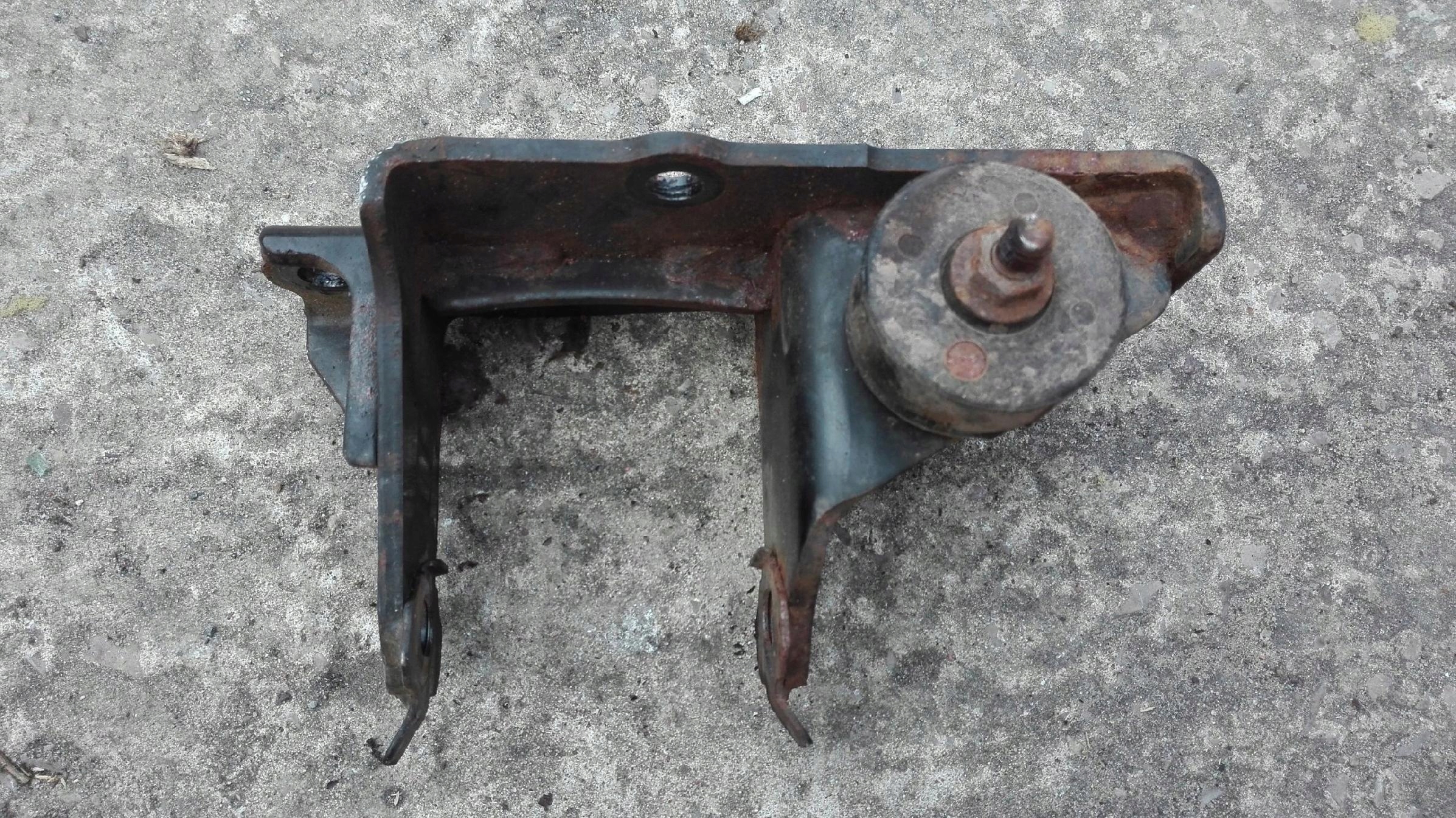 console LAPY TOYOTA AVENSIS T25 D4D
