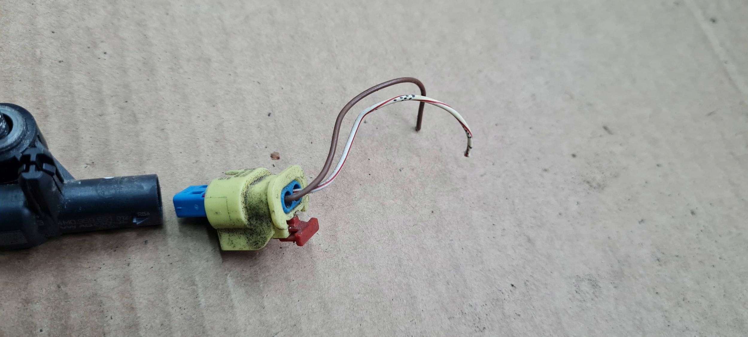 A4 B9 8W impact sensor connecting spoiler 4M0959651 A5 8W Q7 4M Q5 80A