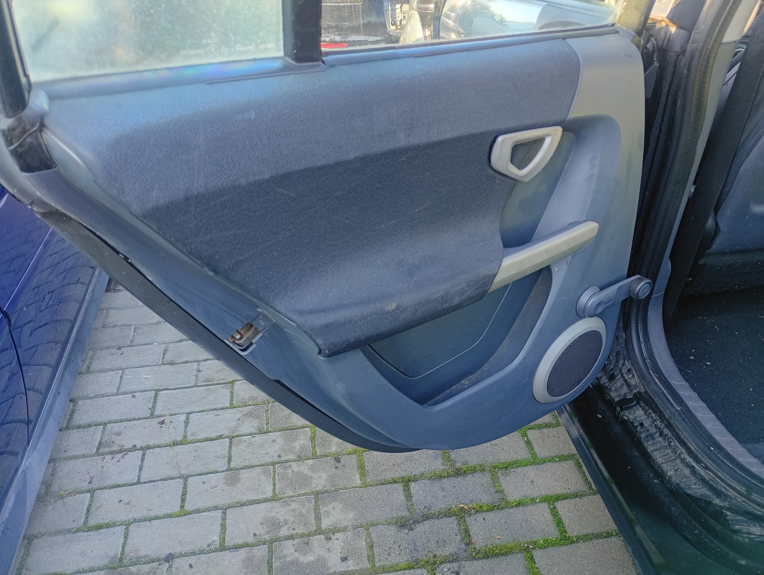 upholstery left side left rear part rear Smart Forfour 454 04-06