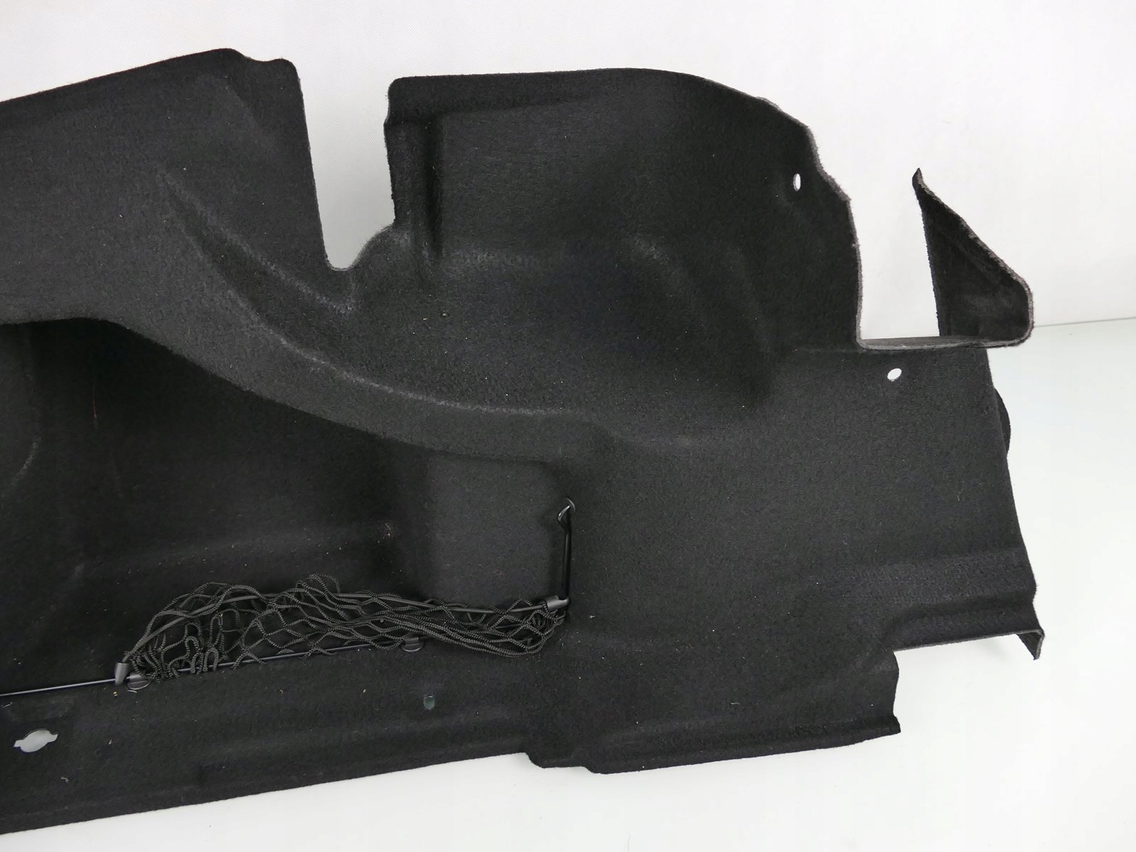 MERCEDES W204 C sedan boot upholstery left