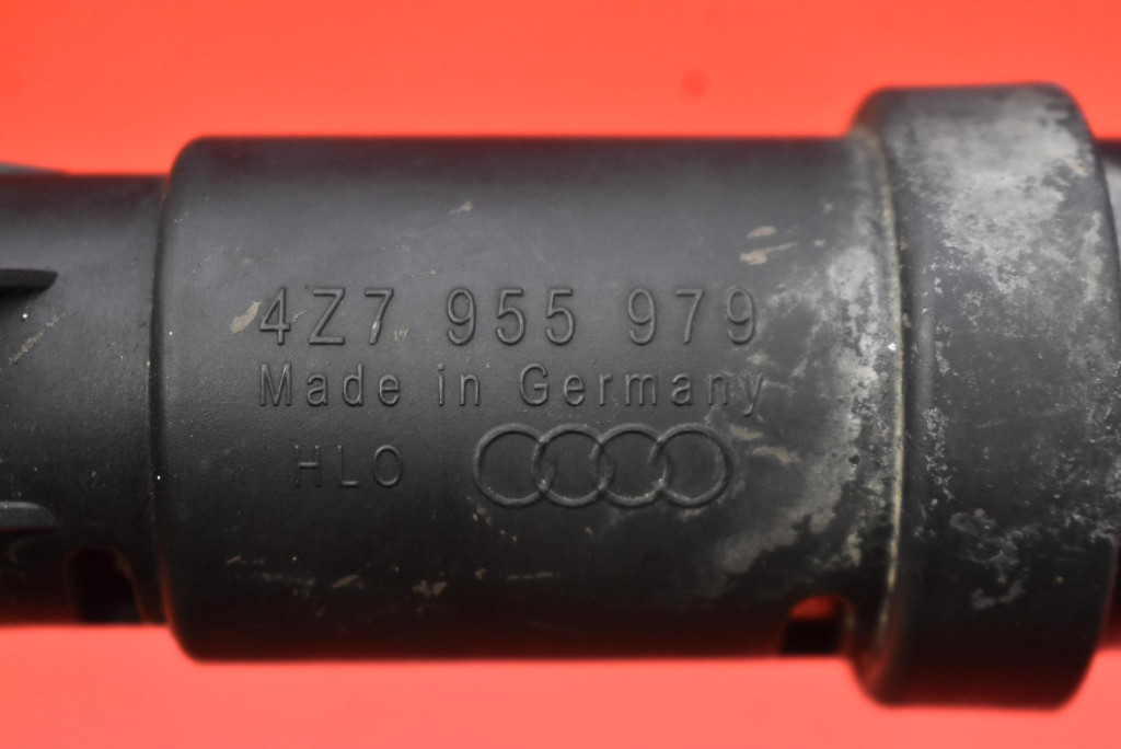 Waschwasserdüse REFLEKTOROW links 4Z7955979 AUDI A6 C5 LIFT 01-04