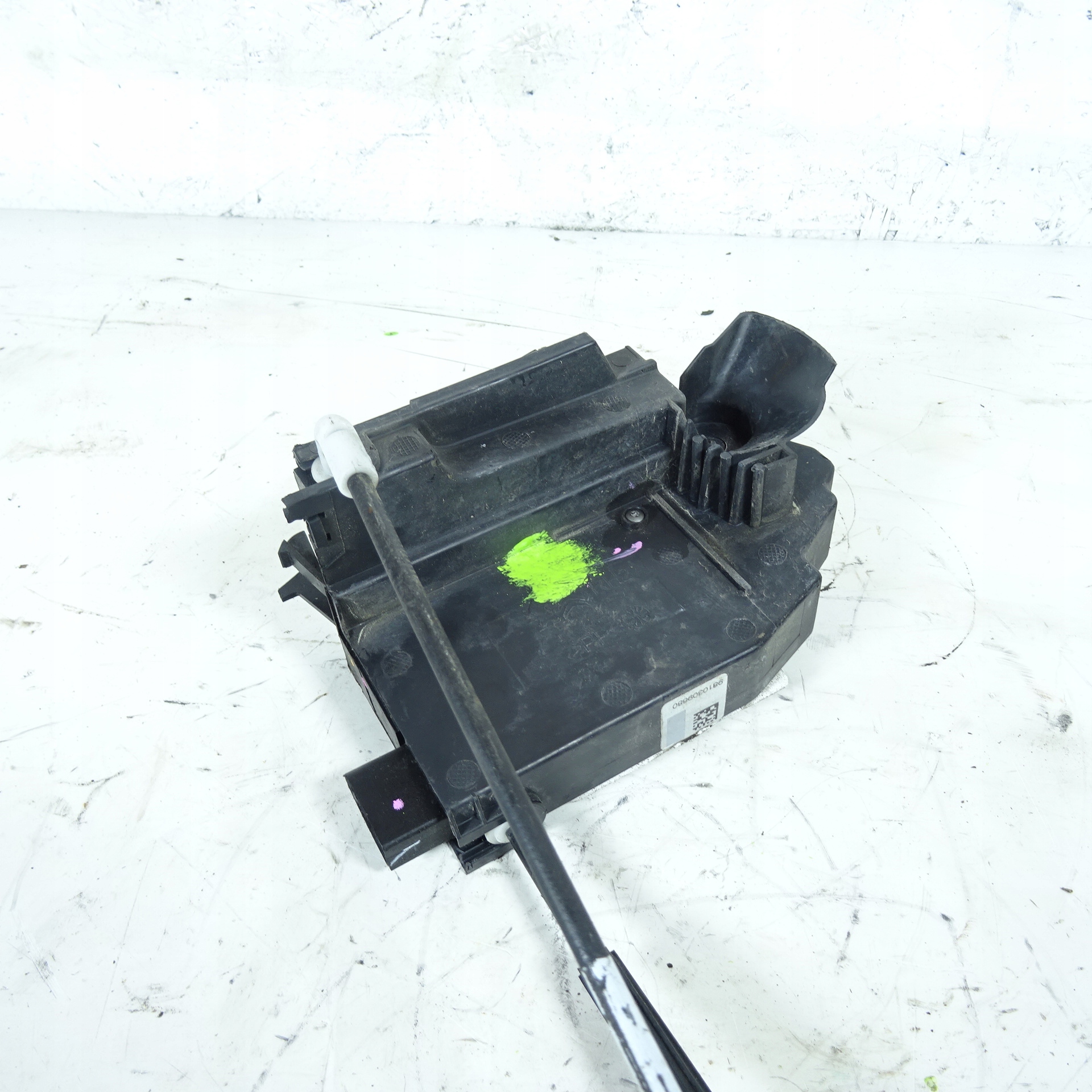 PEUGEOT 308 II lock door front right 9810309680