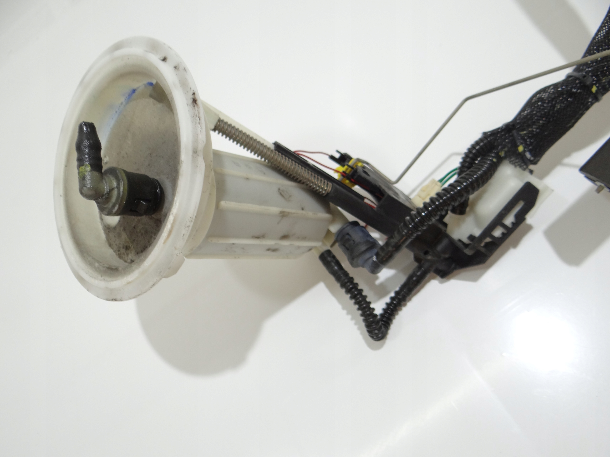 pumpa pumpa PLYWAK goriva BMW E60 E61 M54B30 6765778 (4647896)