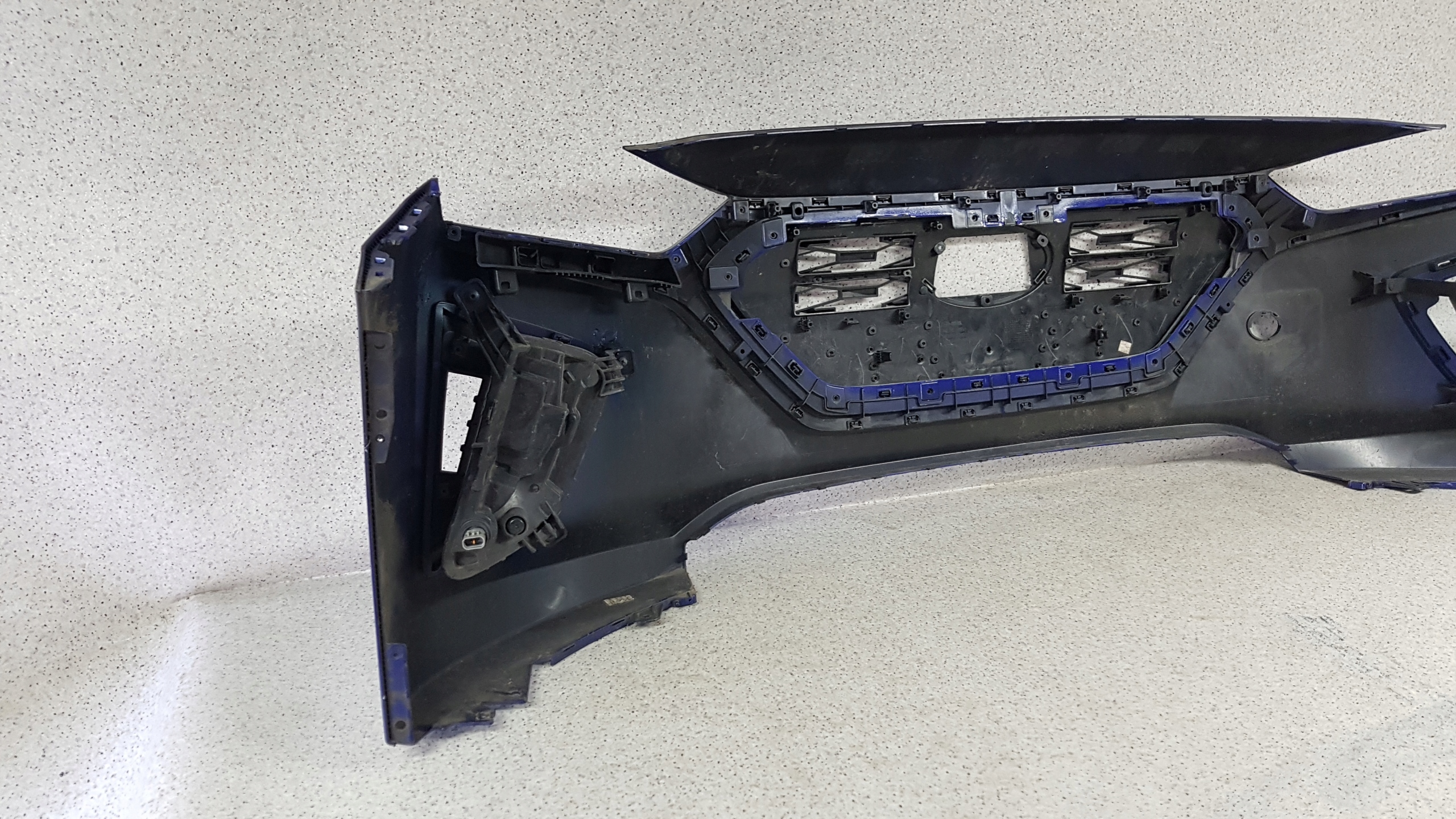 HYUNDAI IONIQ LIFT 2019 - bumper front 9834