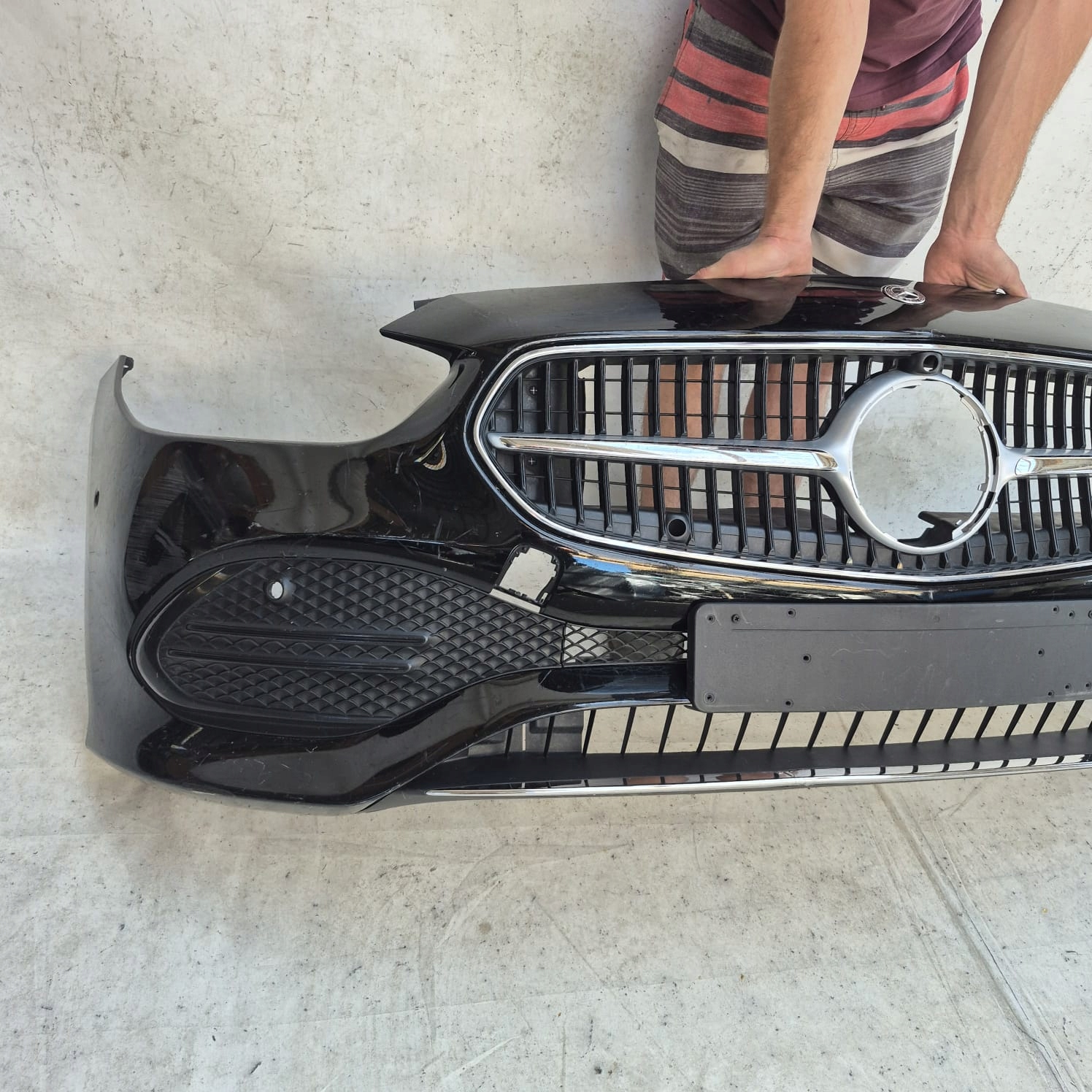 MERCEDES C-KLASA W206 21-> bumper front front PDC
