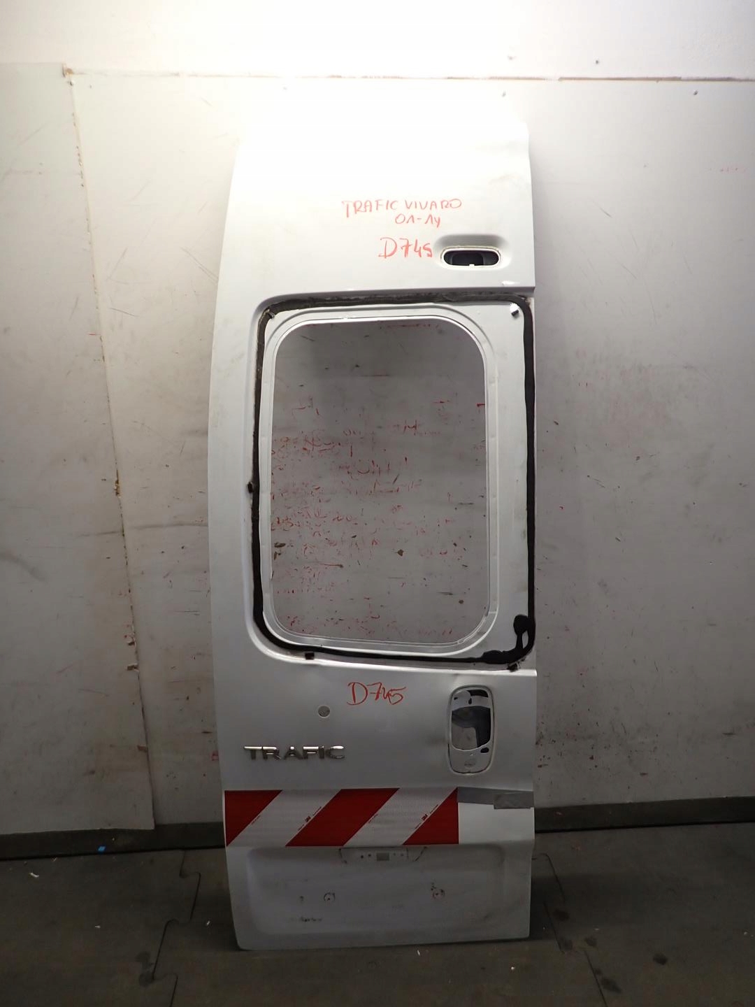 door rear part rear. left RENAULT TRAFIC II VIVARO A 2001-2014 WYSOKI MAX