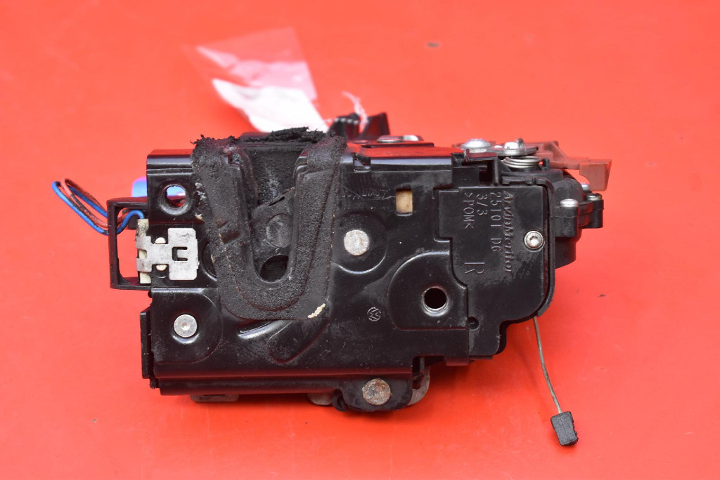 lock door right front front EU 3B1837016CE SKODA FABIA 2 II 07-10