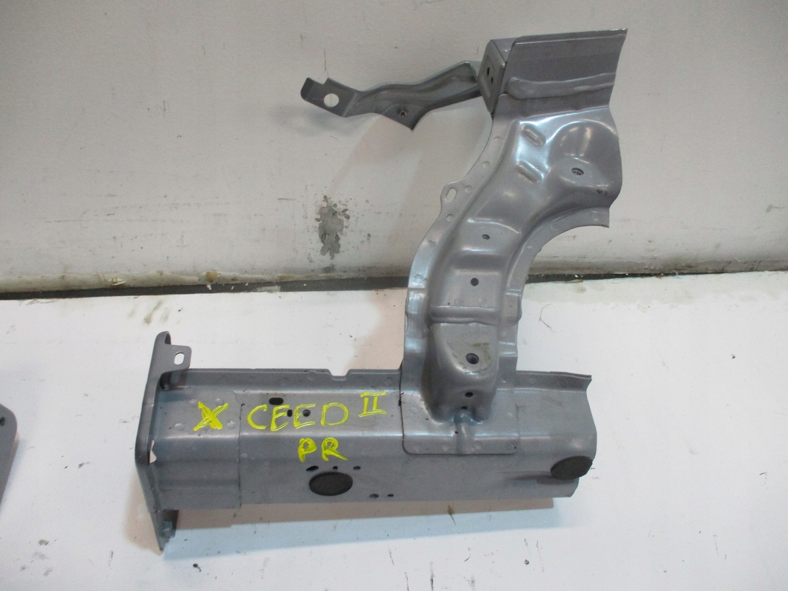 quarto LONGHERONE Anteriore Destro KIA X-CEED