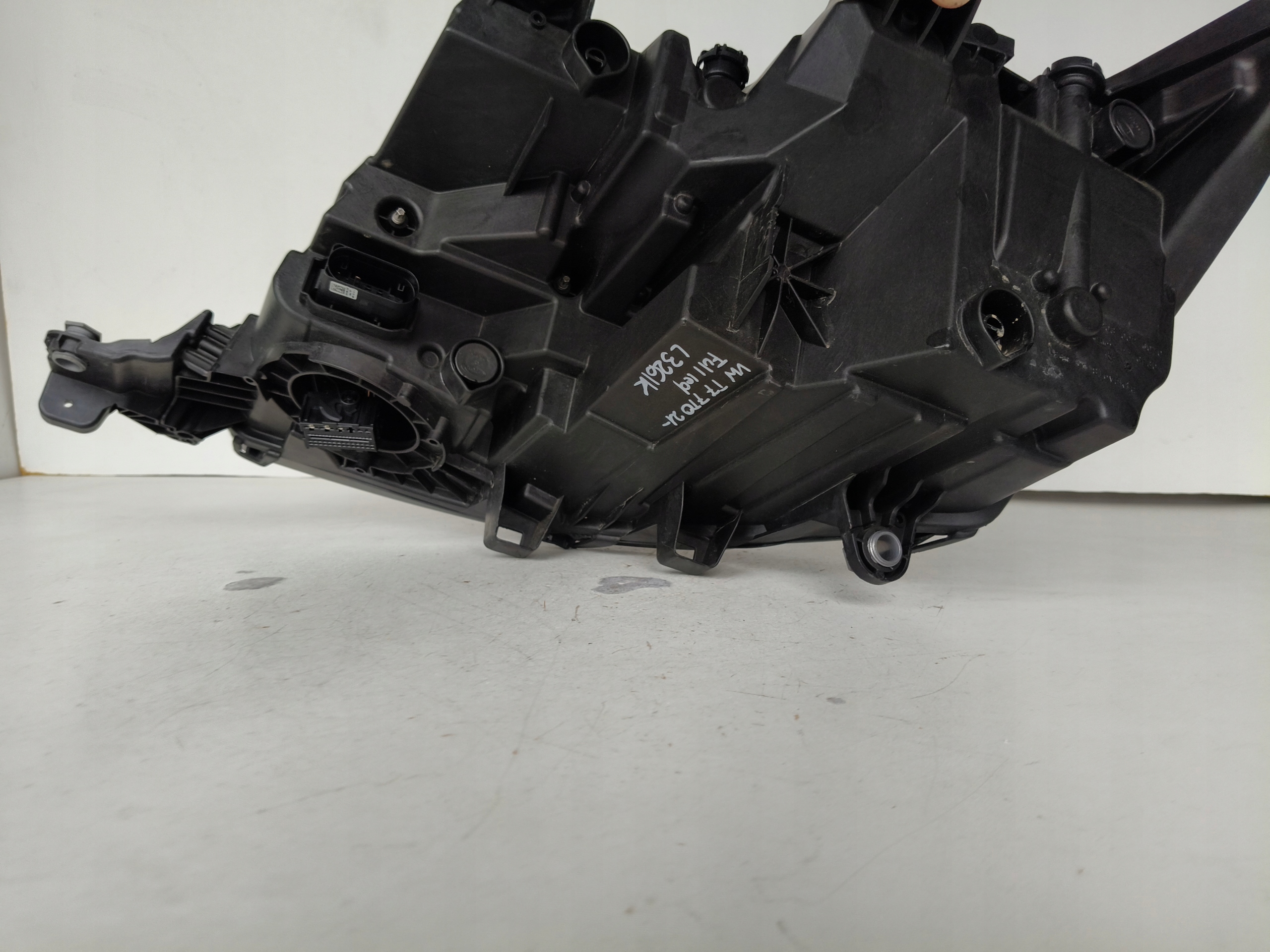 light right REFLEKTOR VW T7 7T 7T0 21- FULL LED