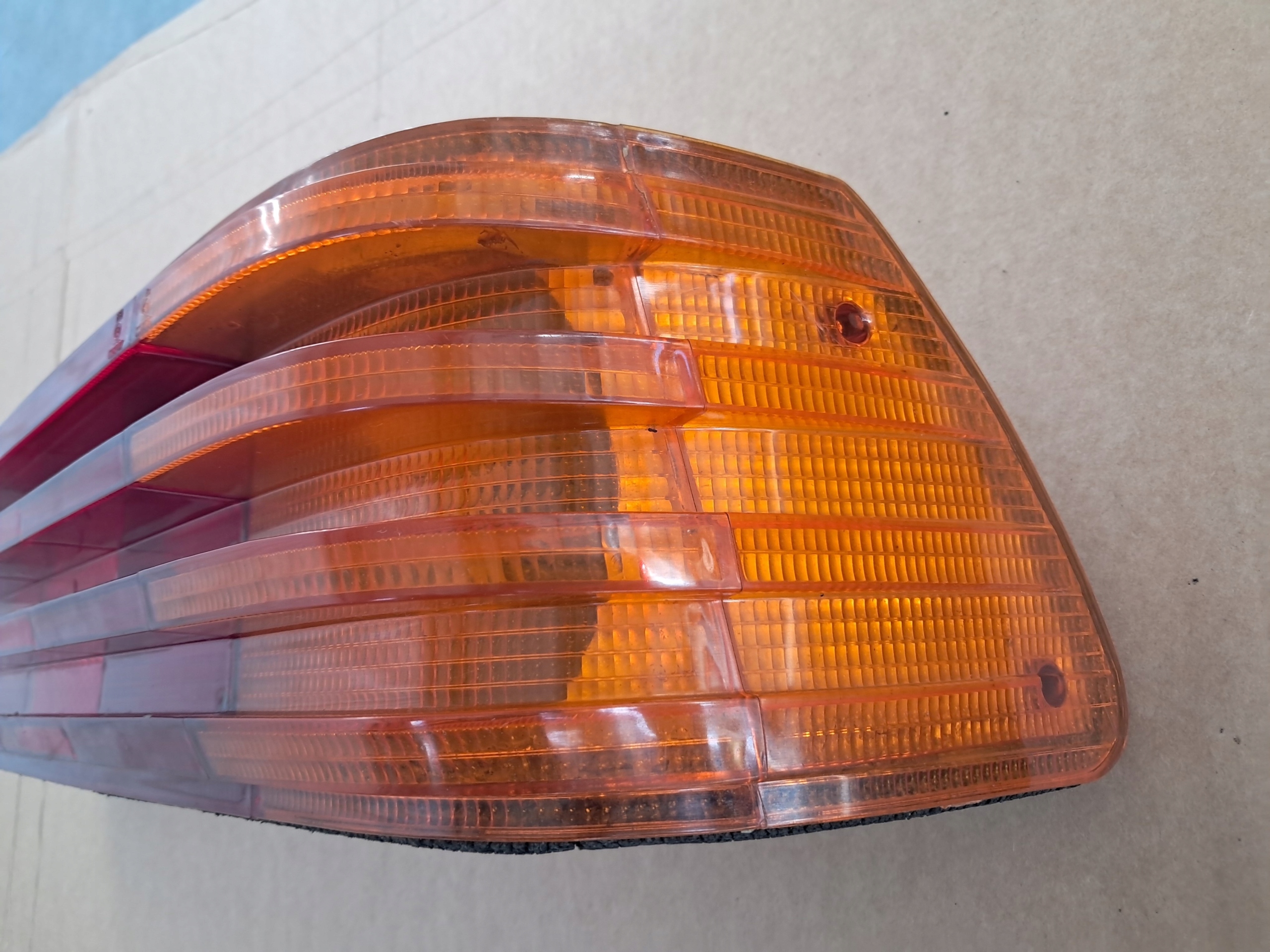 light rear part right MERCEDES W116 SE SEL 1168201064